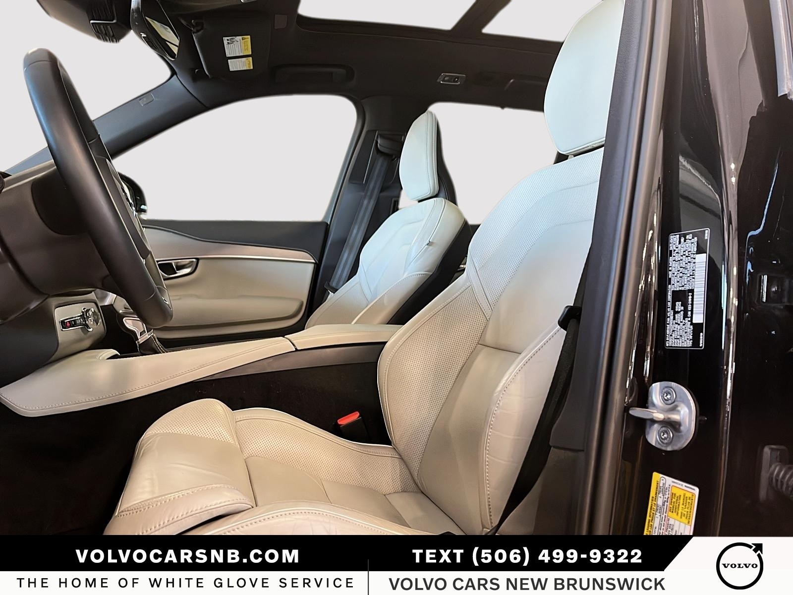 2022 Volvo XC90 T6 R-Design 7 Passenger