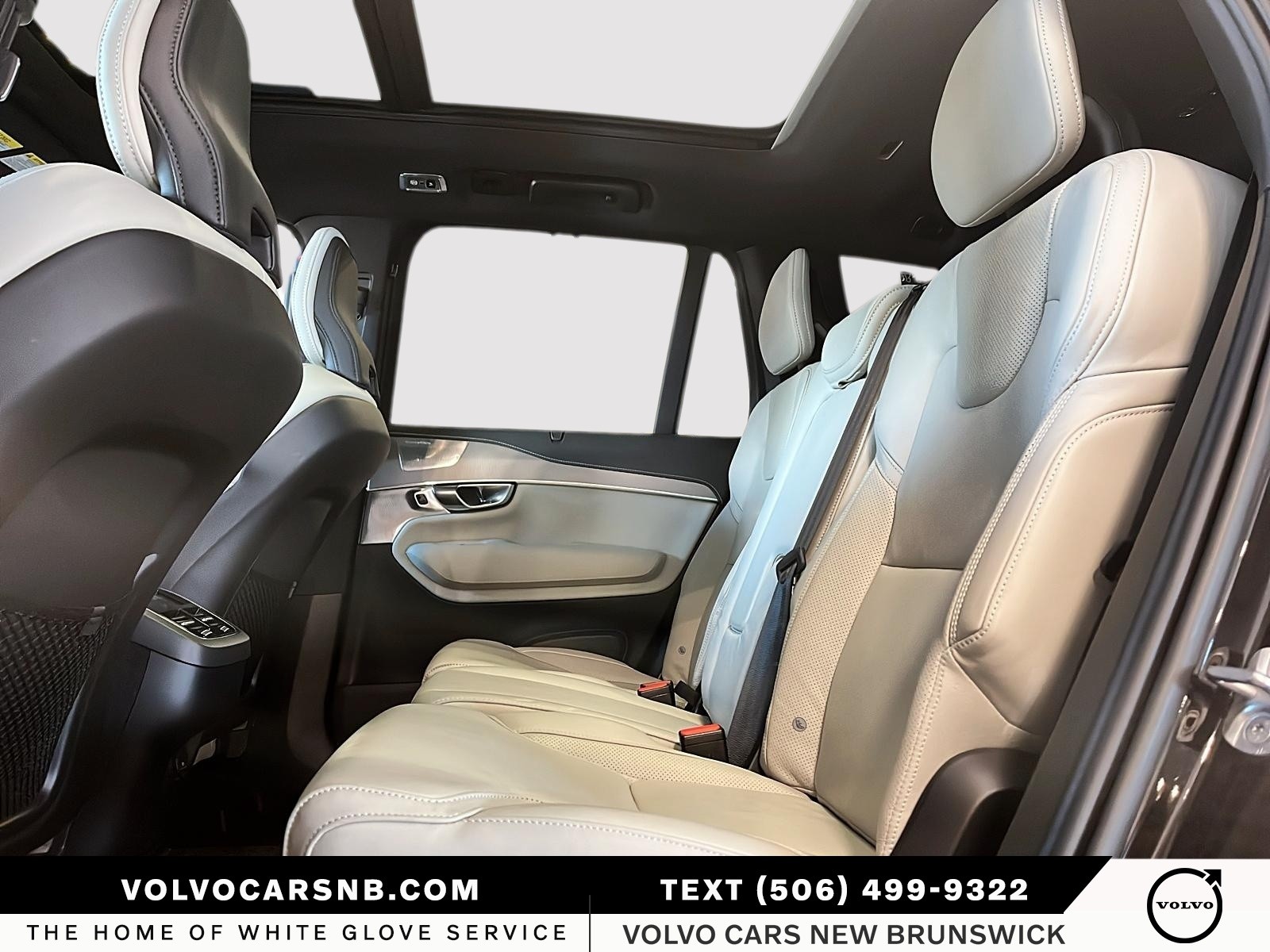 2022 Volvo XC90 T6 R-Design 7 Passenger
