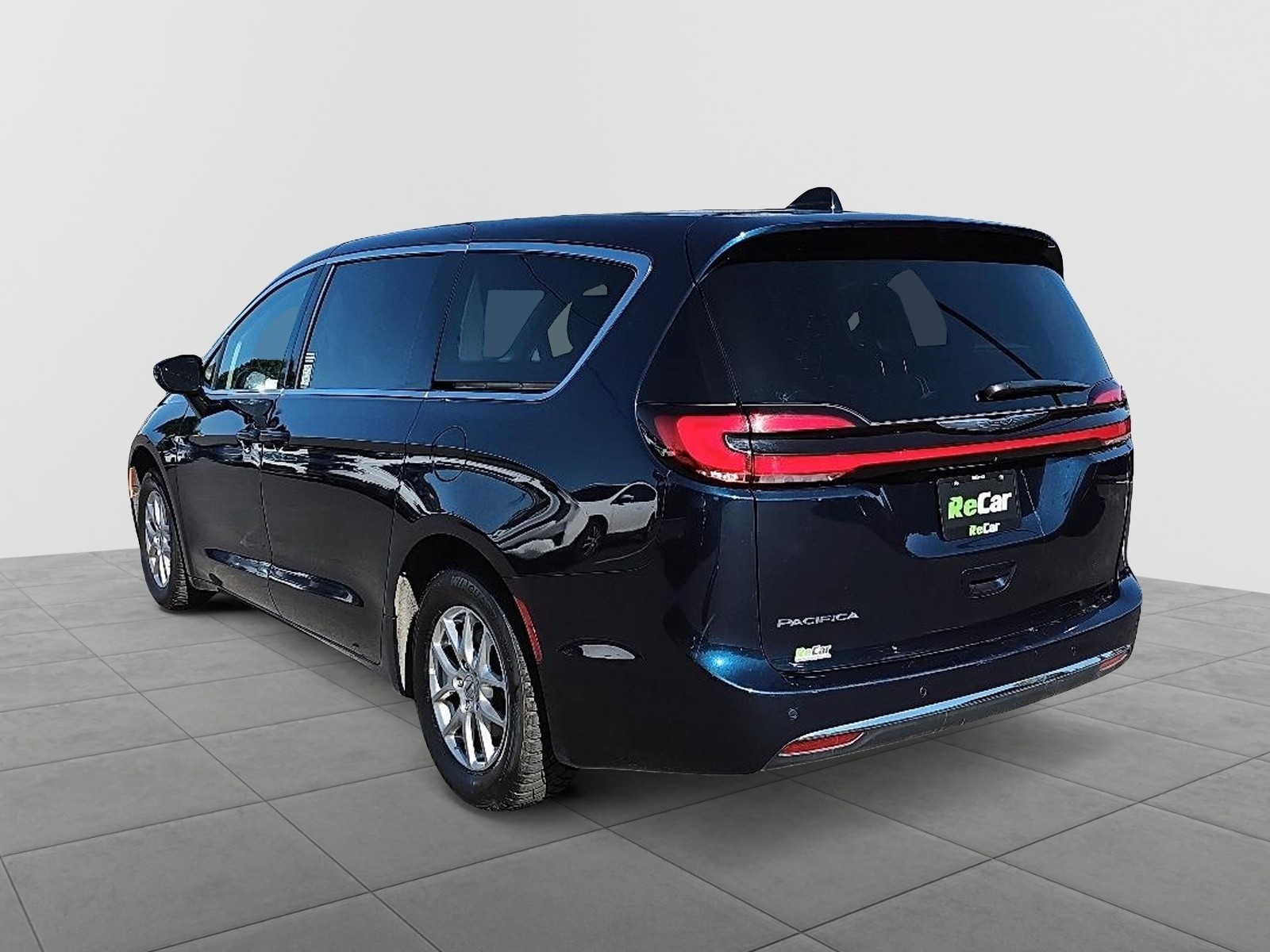 2024 Chrysler Pacifica Touring-L