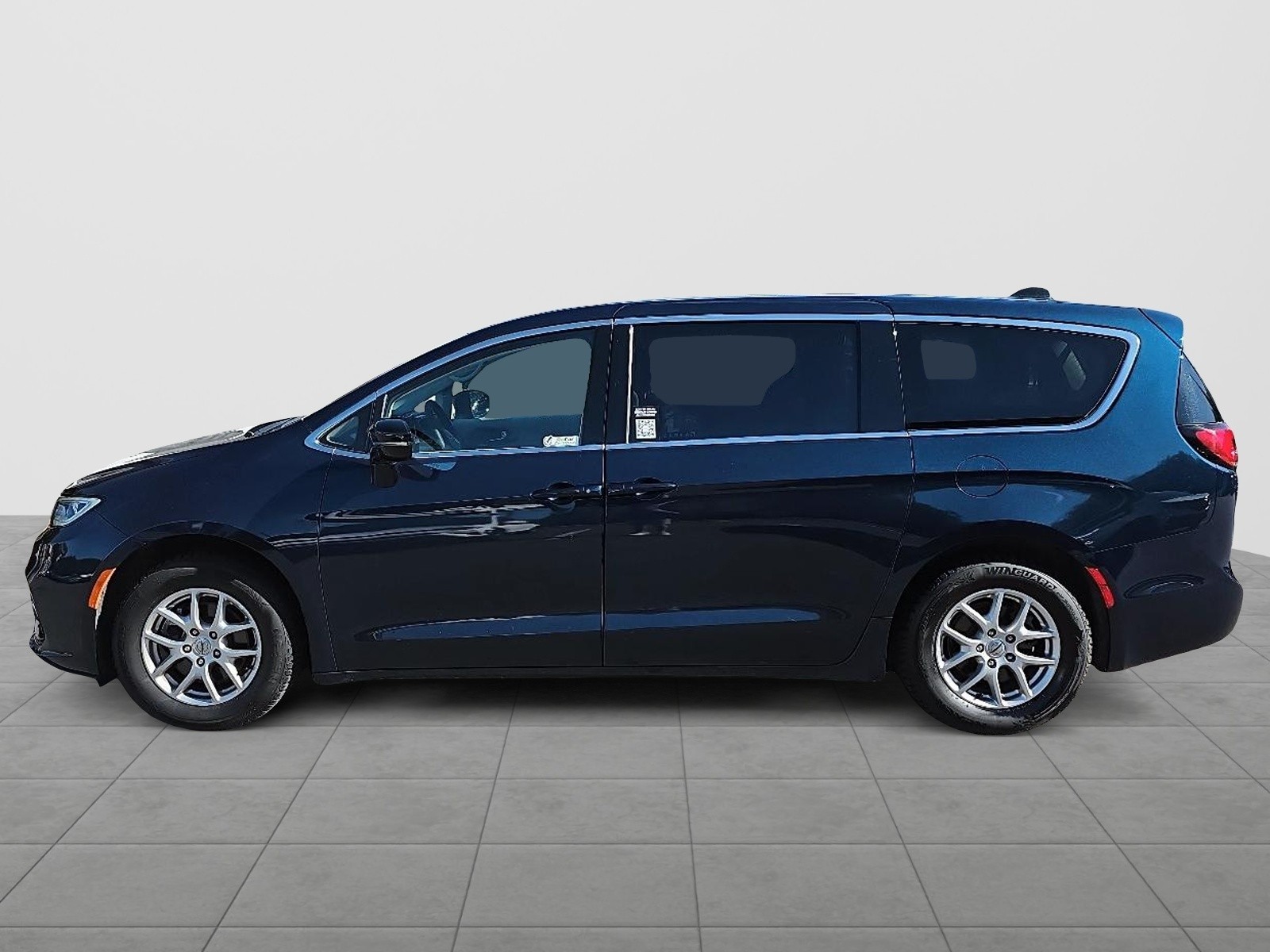 2024 Chrysler Pacifica Touring-L