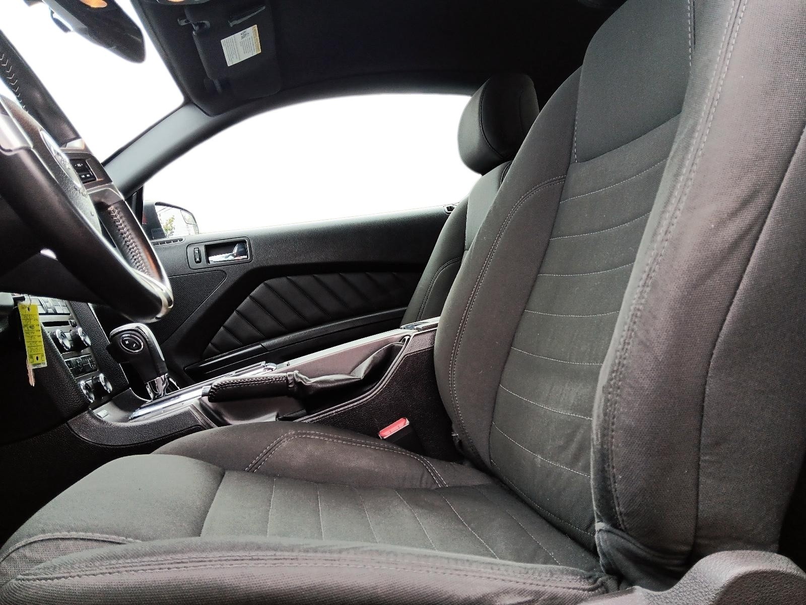 2014 Ford Mustang V6 Premium
