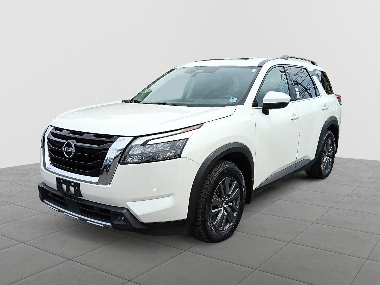 2024 Nissan Pathfinder  SV