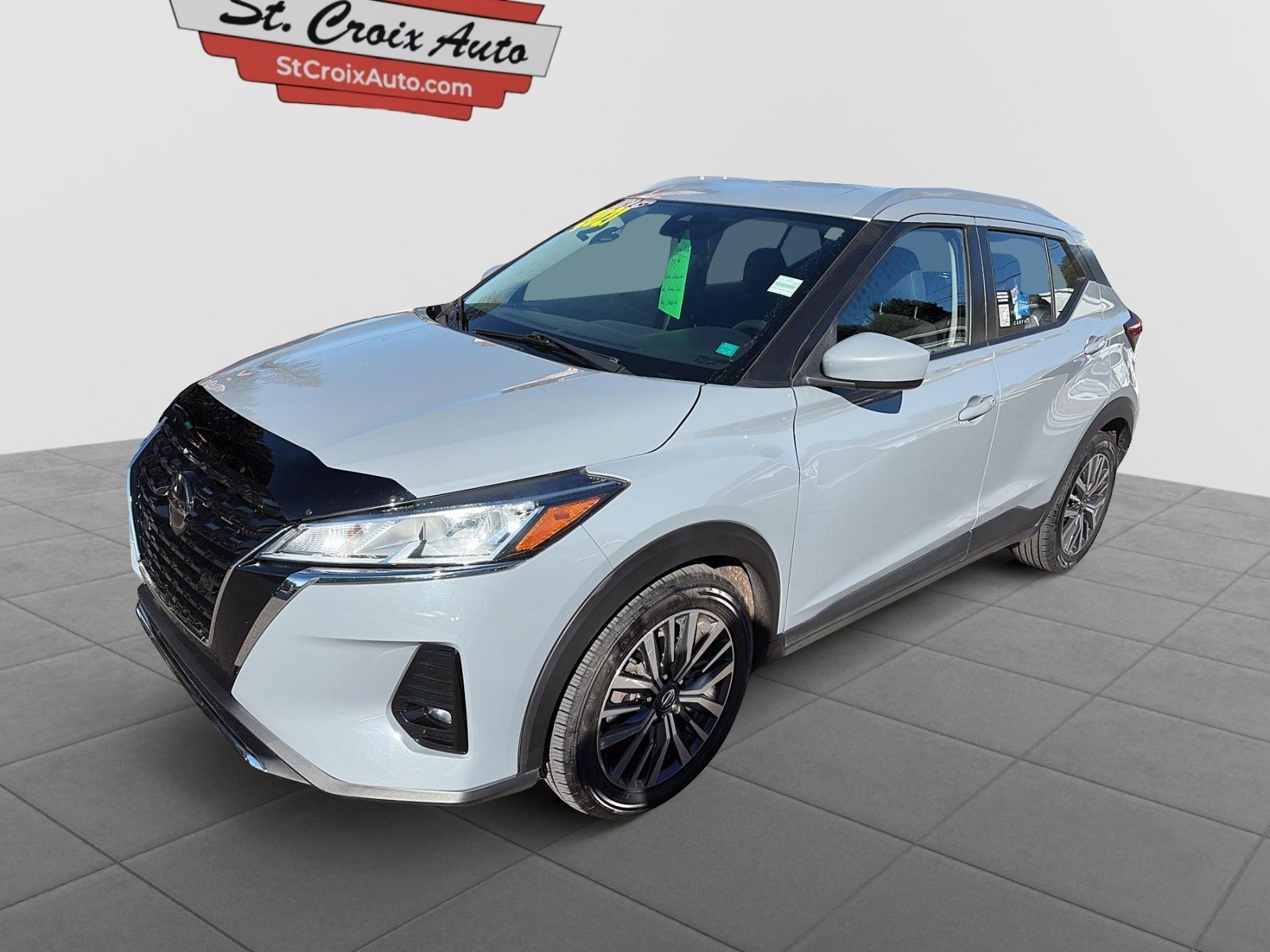2021 Nissan Kicks  SV