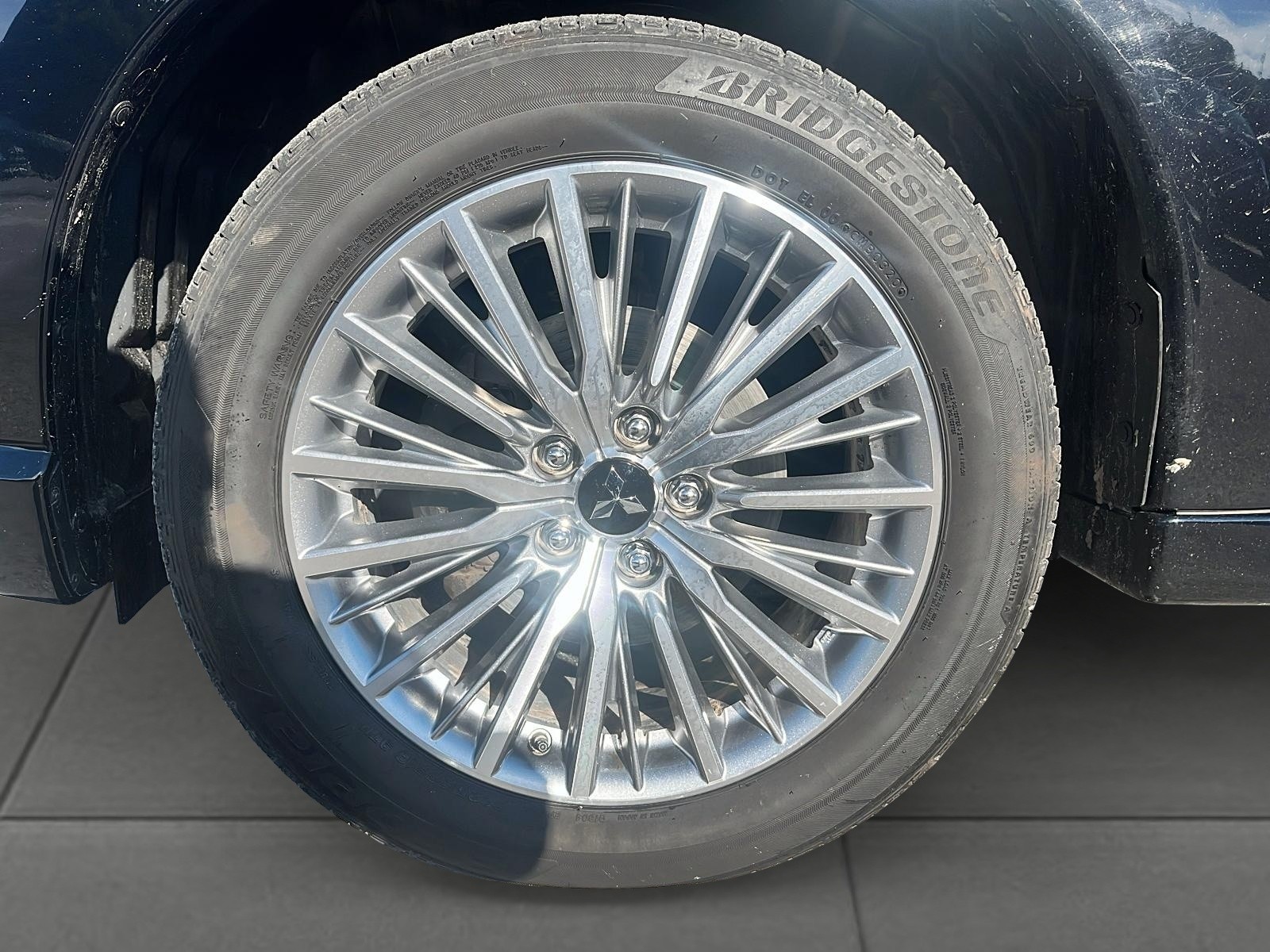 2020 Mitsubishi Outlander Plug-In Hybrid LE