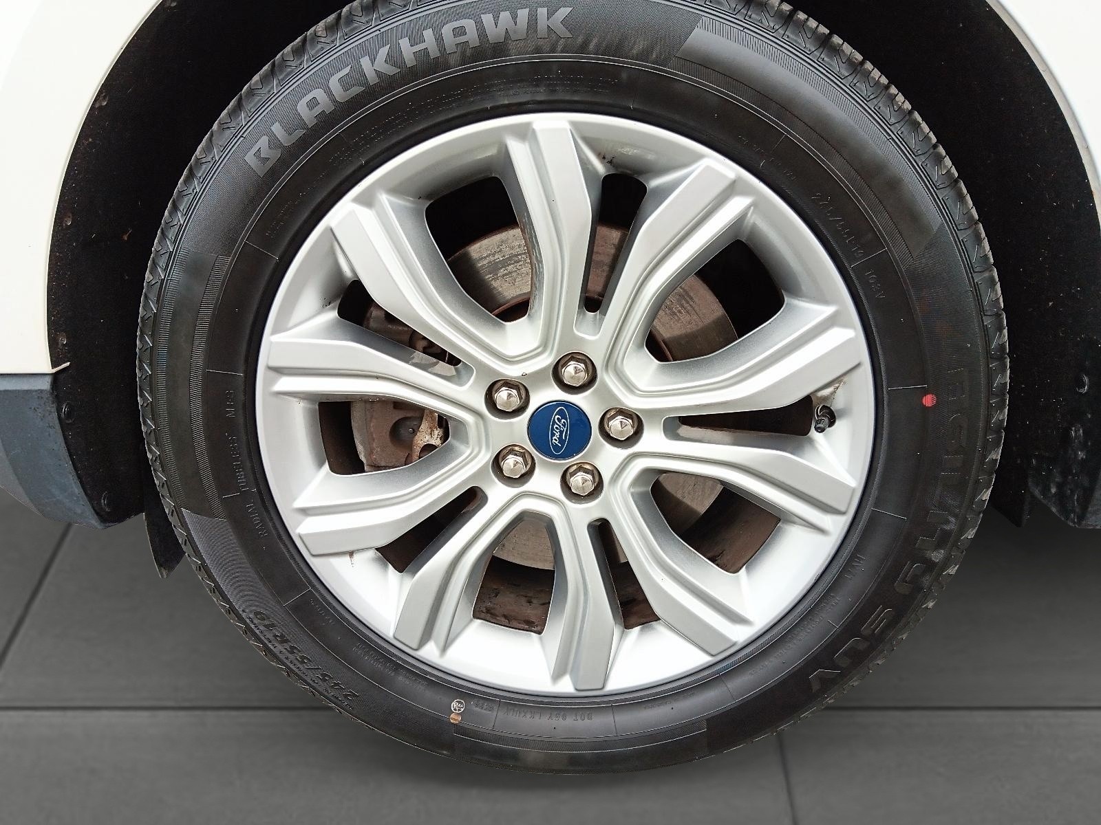 2020 Ford Edge Titanium