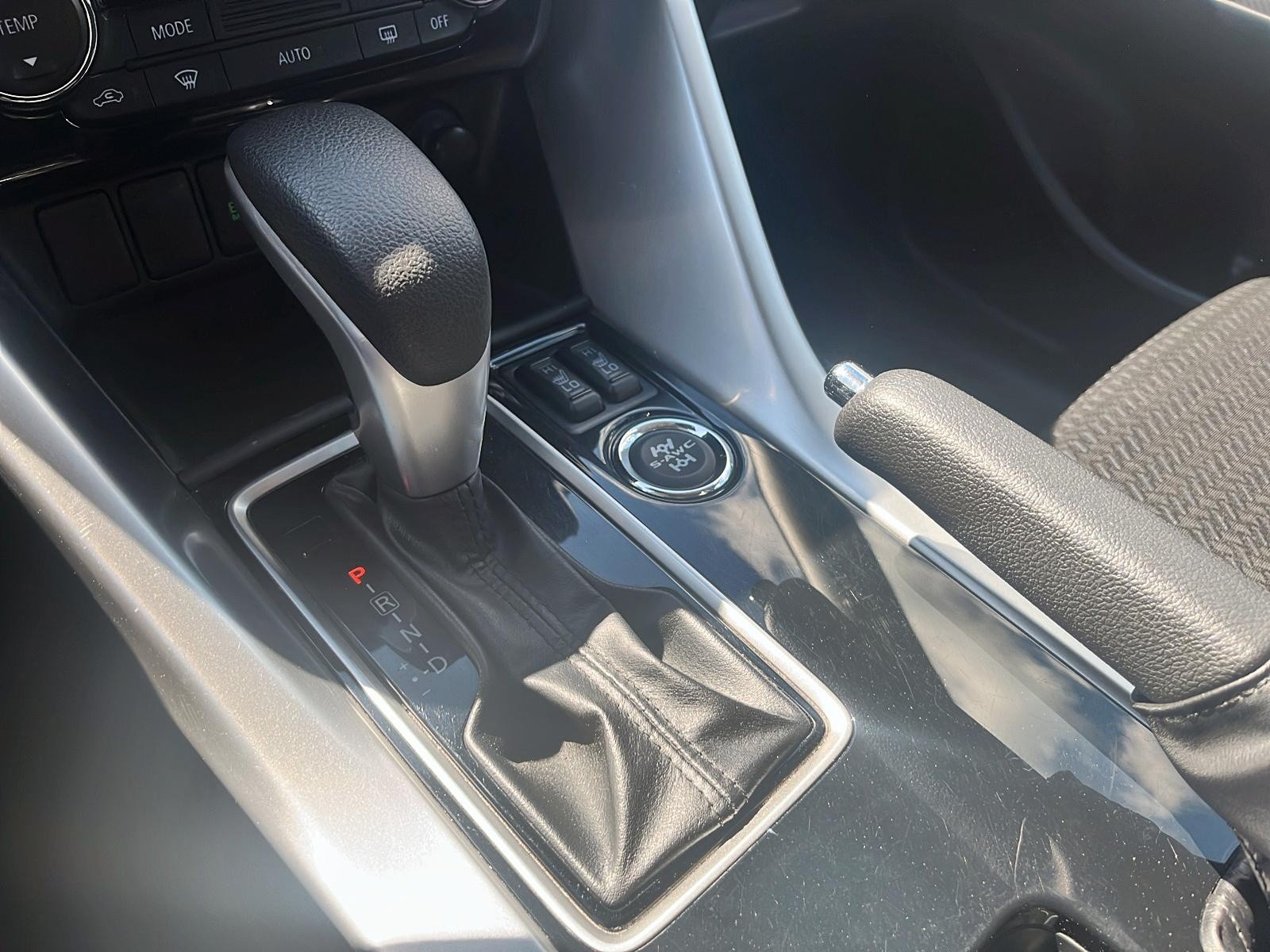 2022 Mitsubishi Eclipse Cross ES