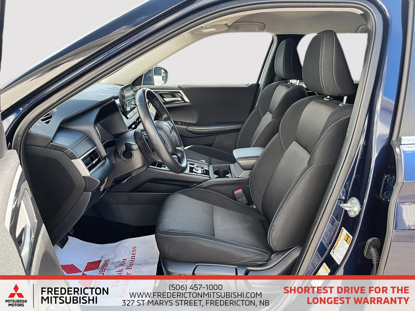 2024 Mitsubishi Outlander ES