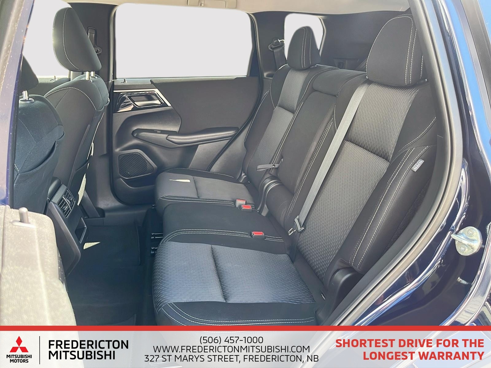 2024 Mitsubishi Outlander ES
