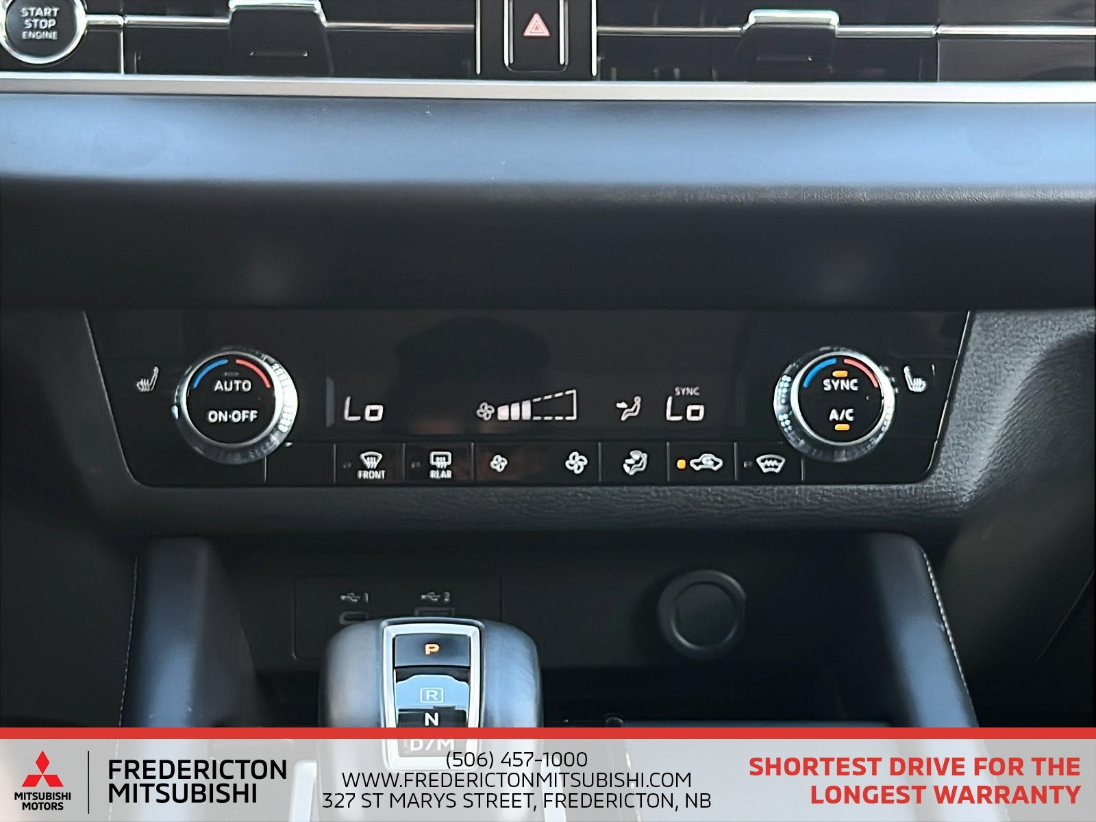 2024 Mitsubishi Outlander ES