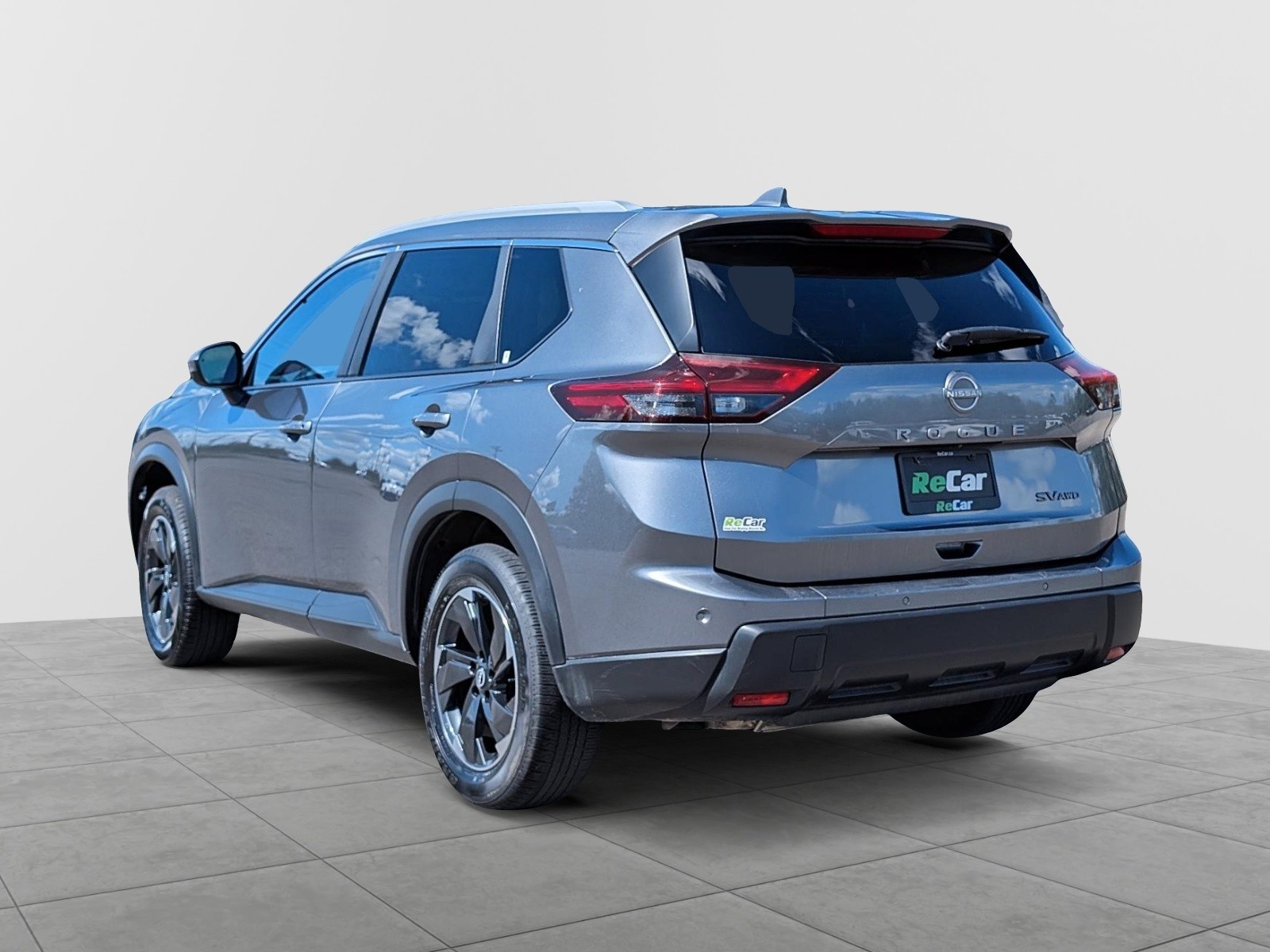 2024 Nissan Rogue SV Moonroof