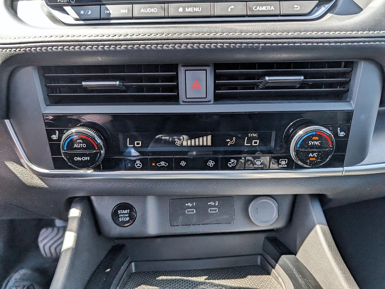 2024 Nissan Rogue SV Moonroof