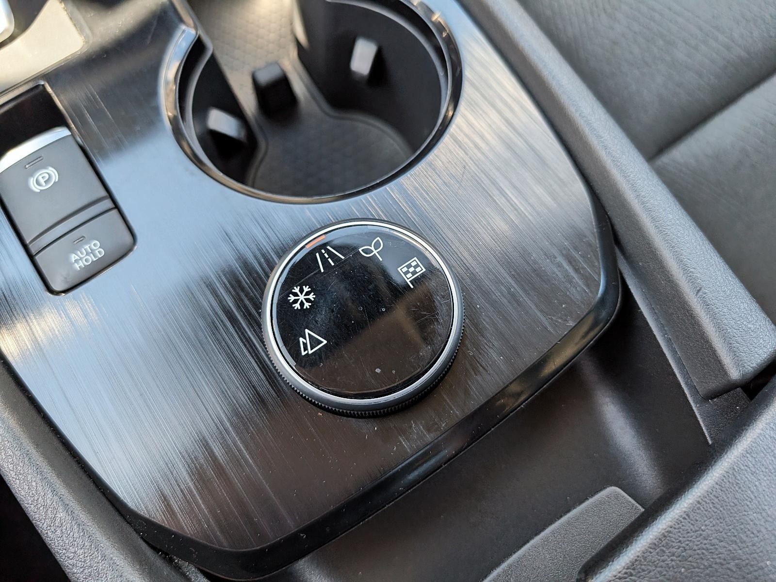 2024 Nissan Rogue SV Moonroof