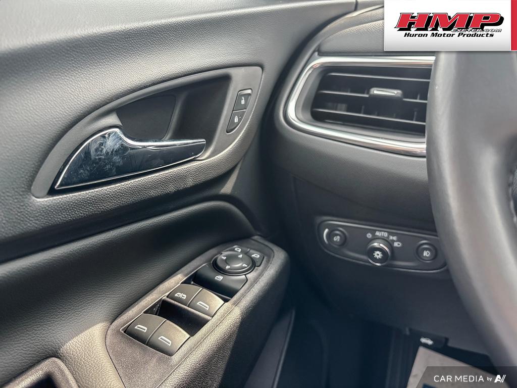 used 2021 Chevrolet Equinox car, priced at $26,284