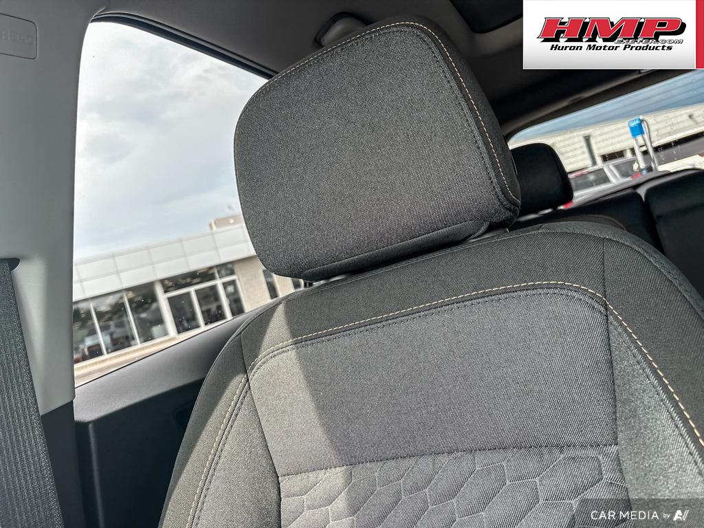 used 2021 Chevrolet Equinox car, priced at $26,284