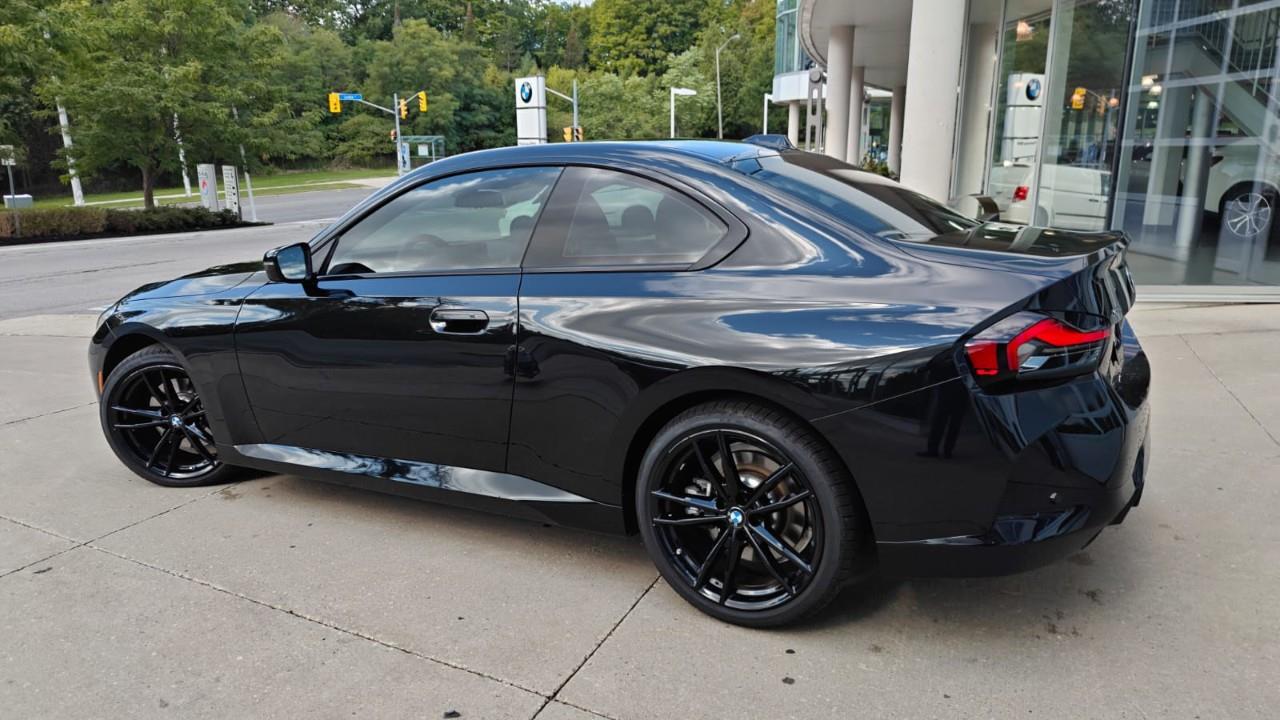 2024 BMW 230i xDrive, Toronto, Cash