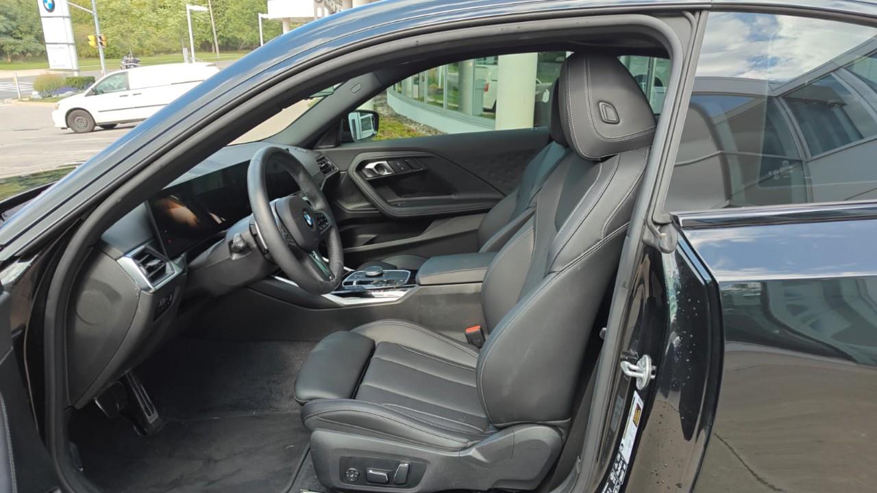 2024 BMW 230i xDrive, Toronto, Cash