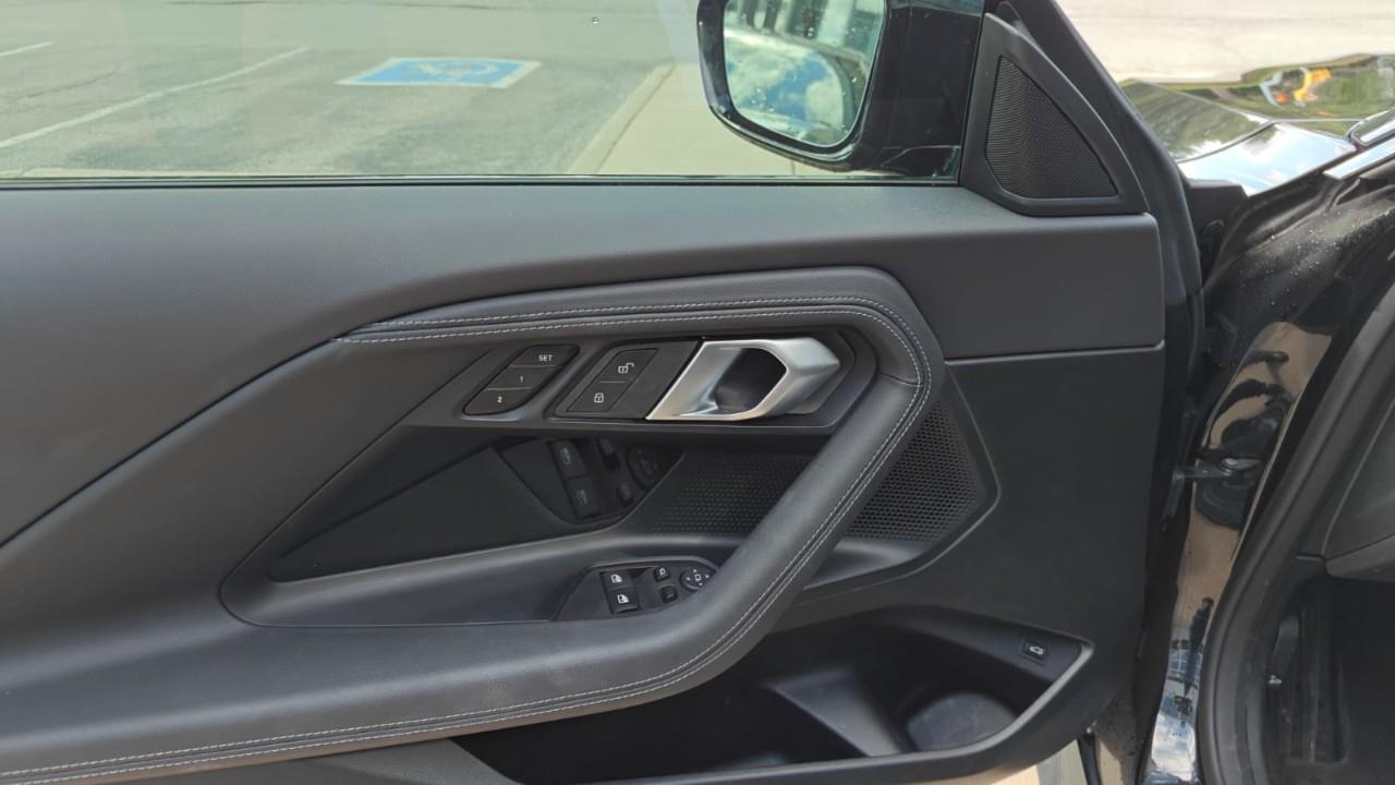 2024 BMW 230i xDrive, Toronto, Cash