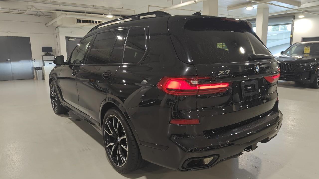 2022 BMW X7 xDrive40i, Toronto, Cash