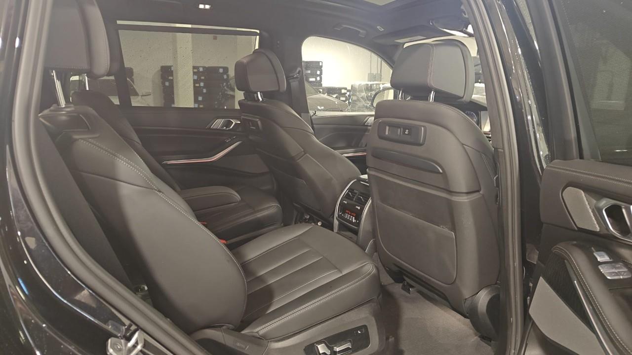 2022 BMW X7 xDrive40i, Toronto, Cash