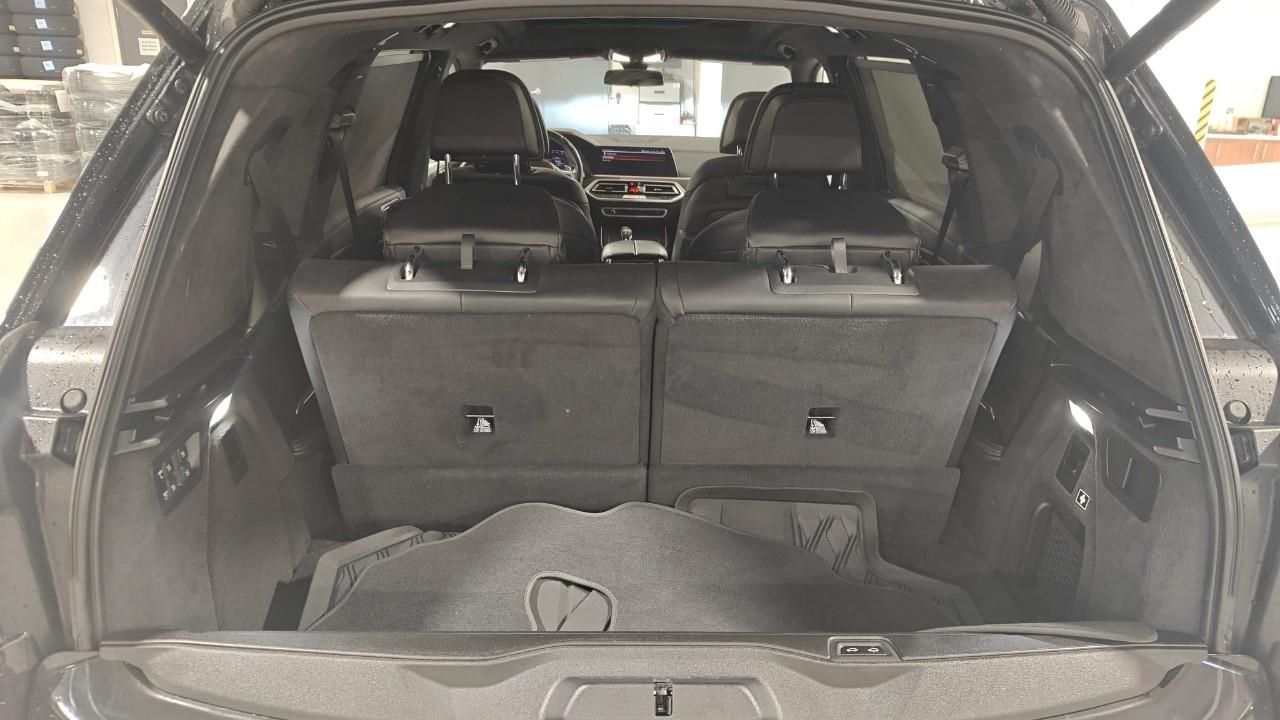2022 BMW X7 xDrive40i, Toronto, Cash