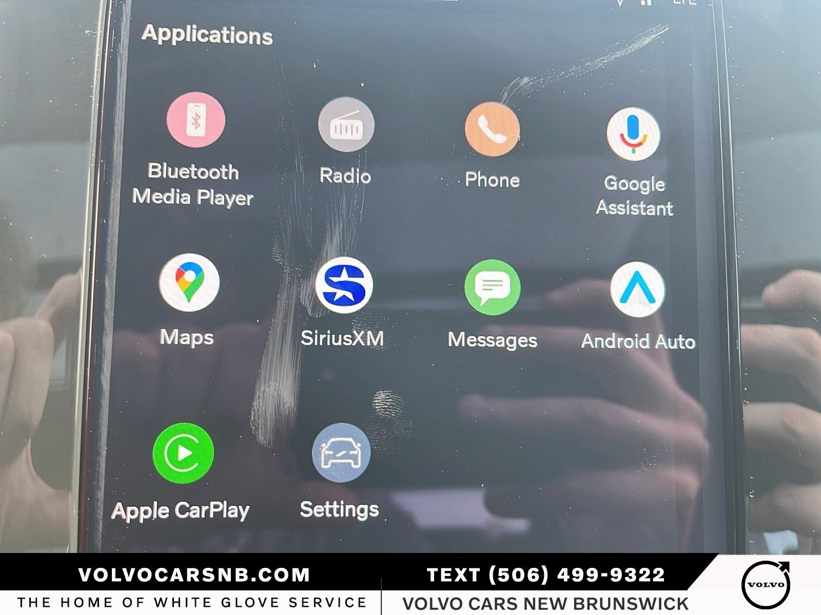 2026 Volvo XC40 B5 Core Dark Theme