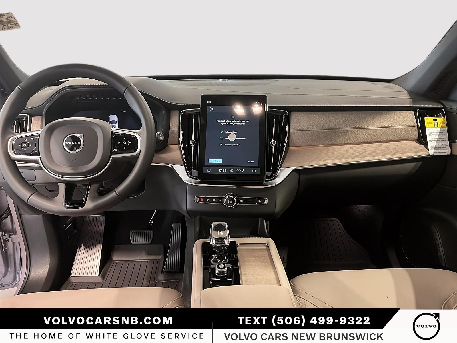 2026 Volvo XC90 B6 Plus Dark Theme
