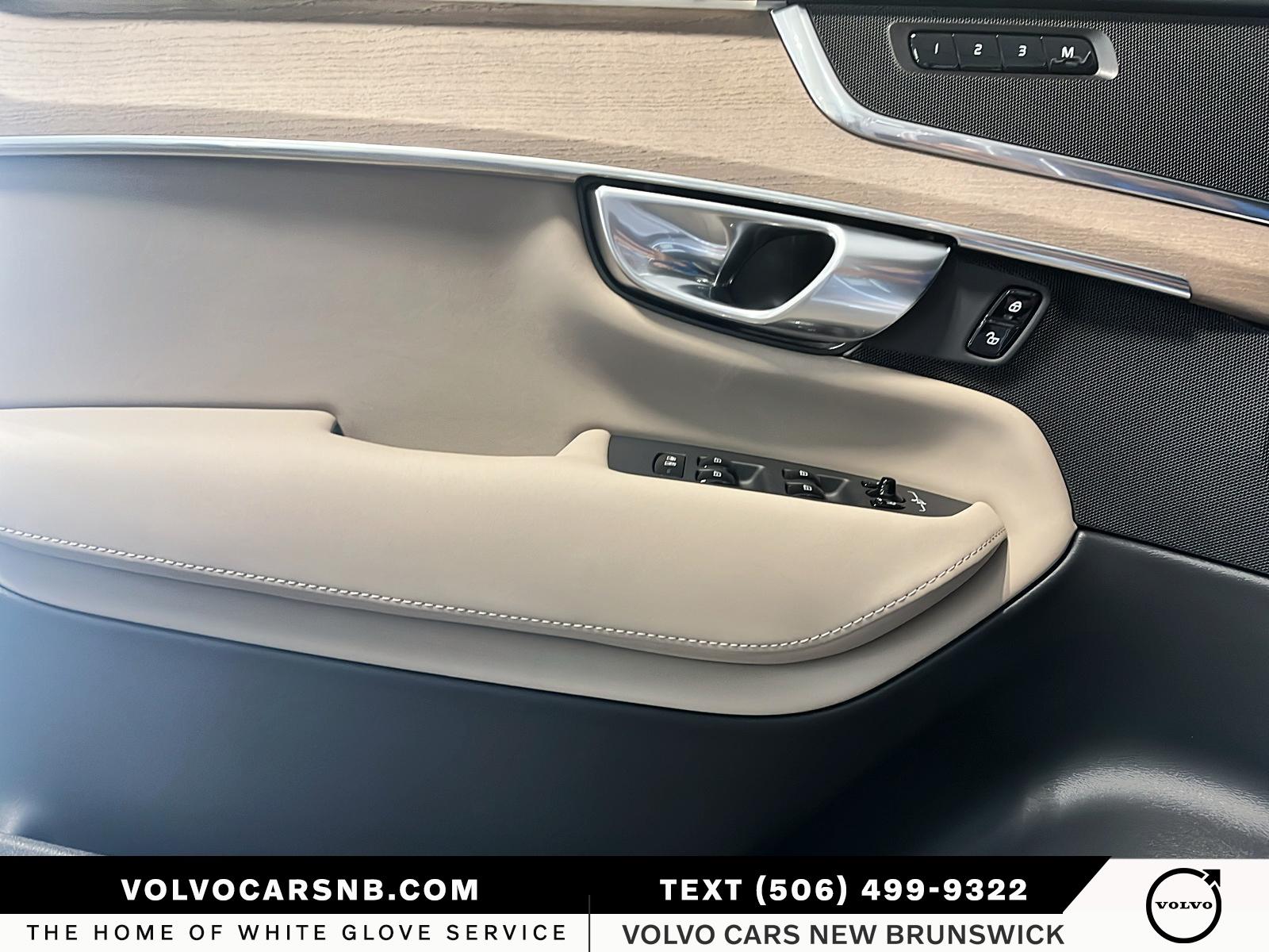 2026 Volvo XC90 B6 Plus Dark Theme