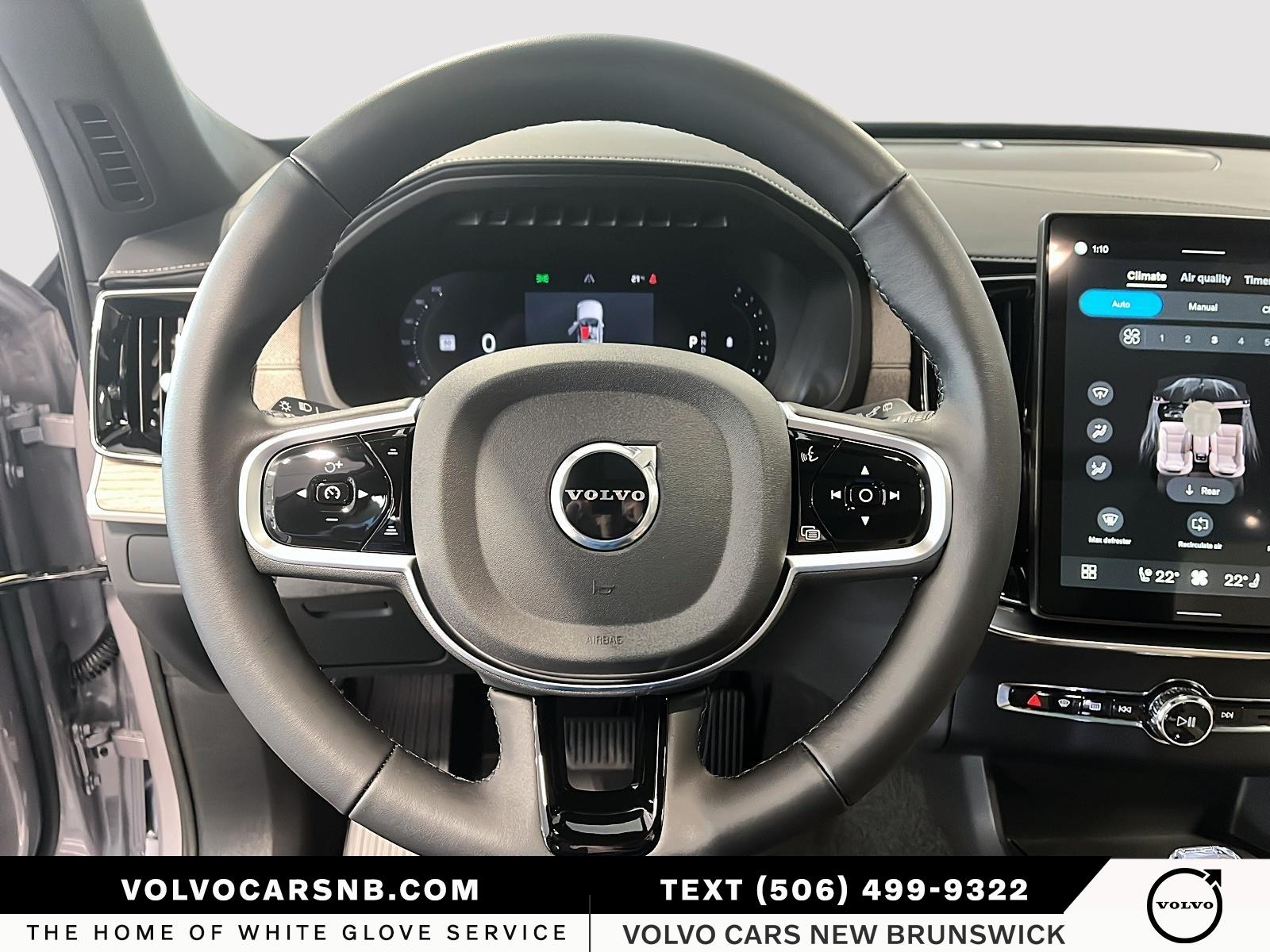 2026 Volvo XC90 B6 Plus Dark Theme