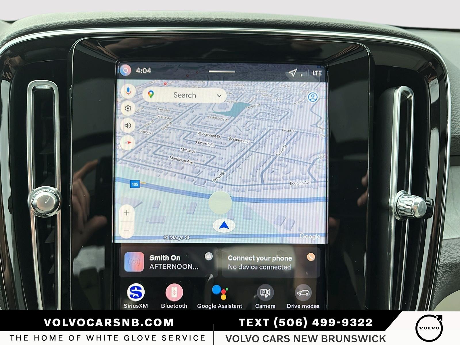 2026 Volvo XC40 B5 Plus Dark Theme