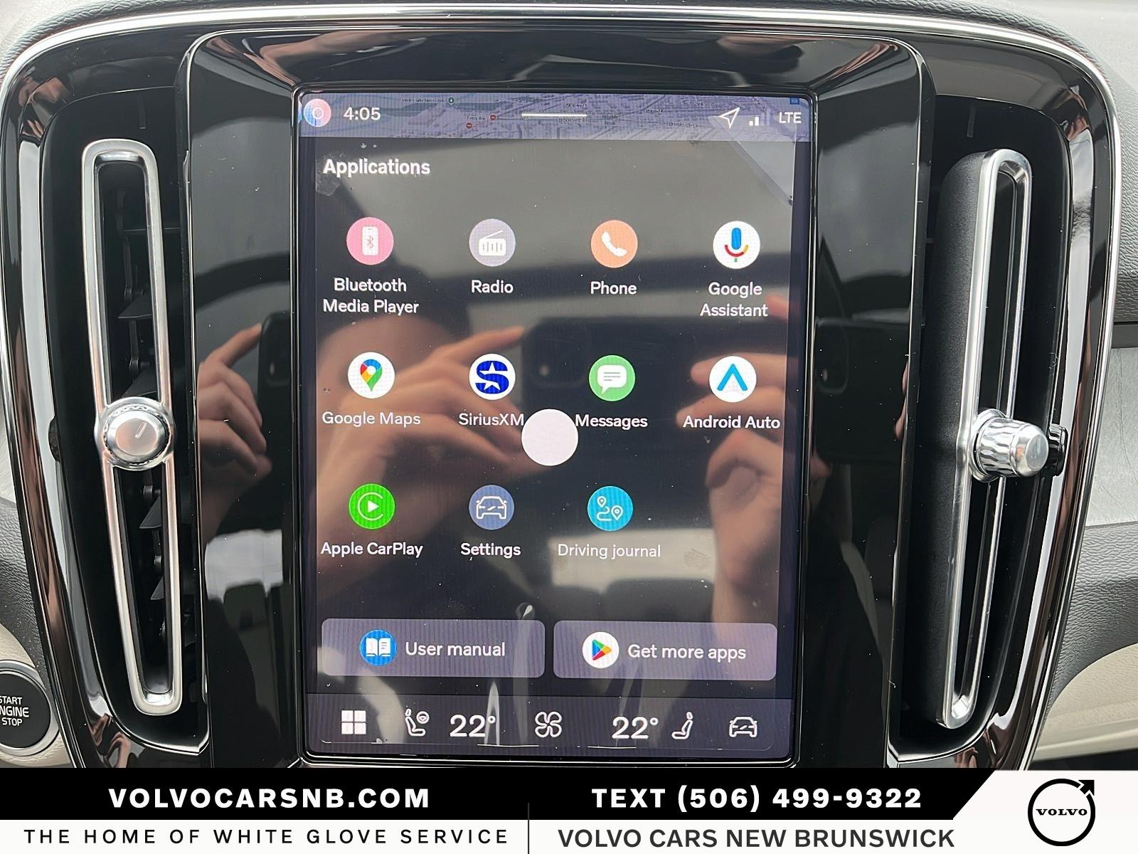 2026 Volvo XC40 B5 Plus Dark Theme