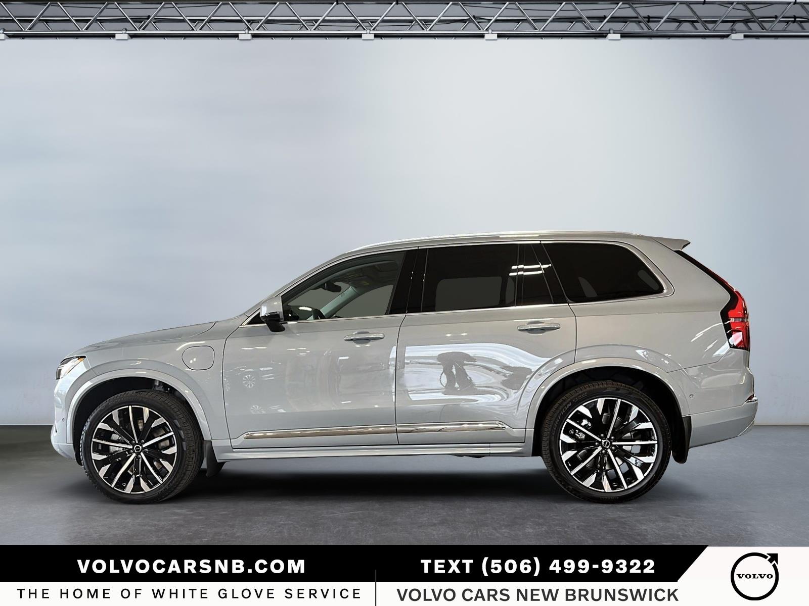 2026 Volvo XC90 Plug-In Hybrid T8 Ultra Bright Theme