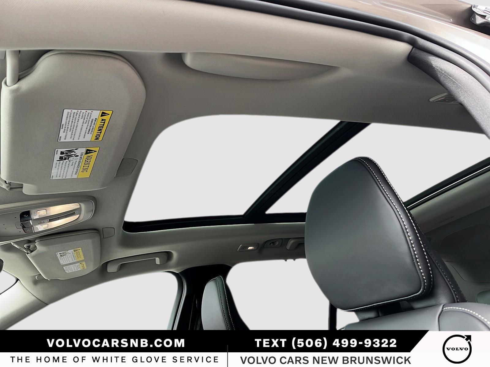 2026 Volvo XC90 B6 Ultra Bright Theme