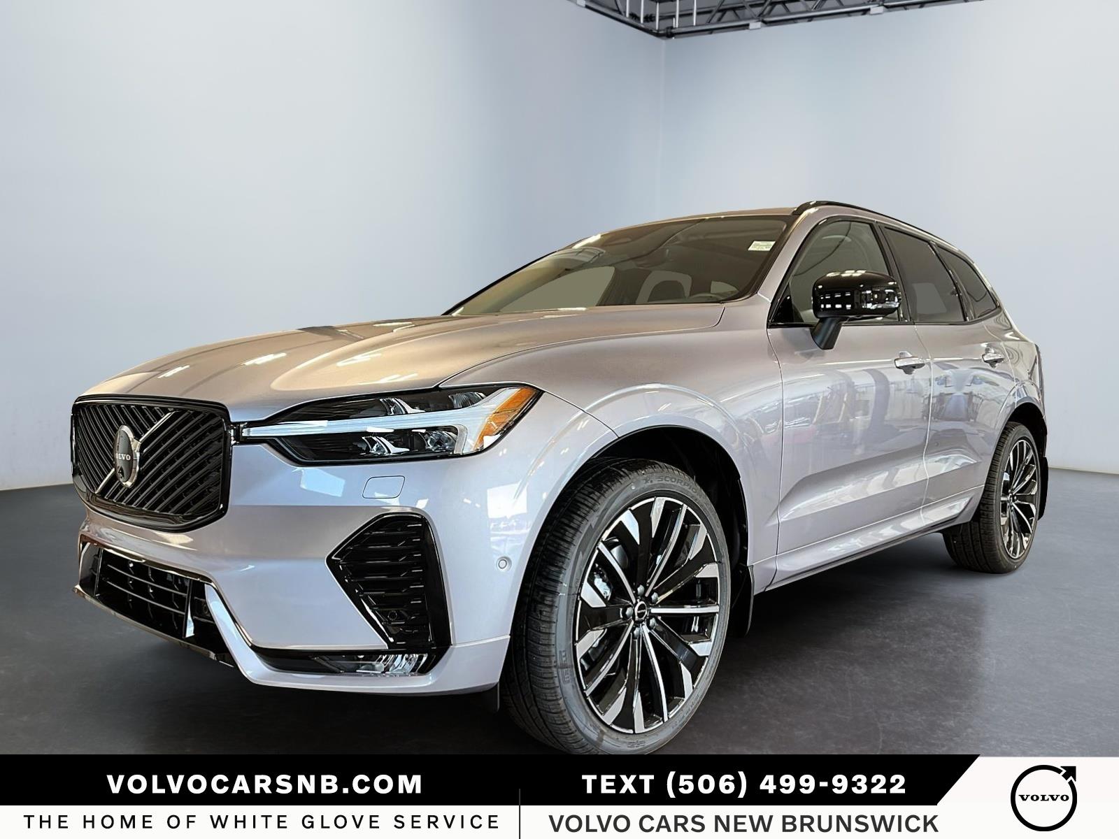 2026 Volvo XC60  B5 Ultra Dark Theme