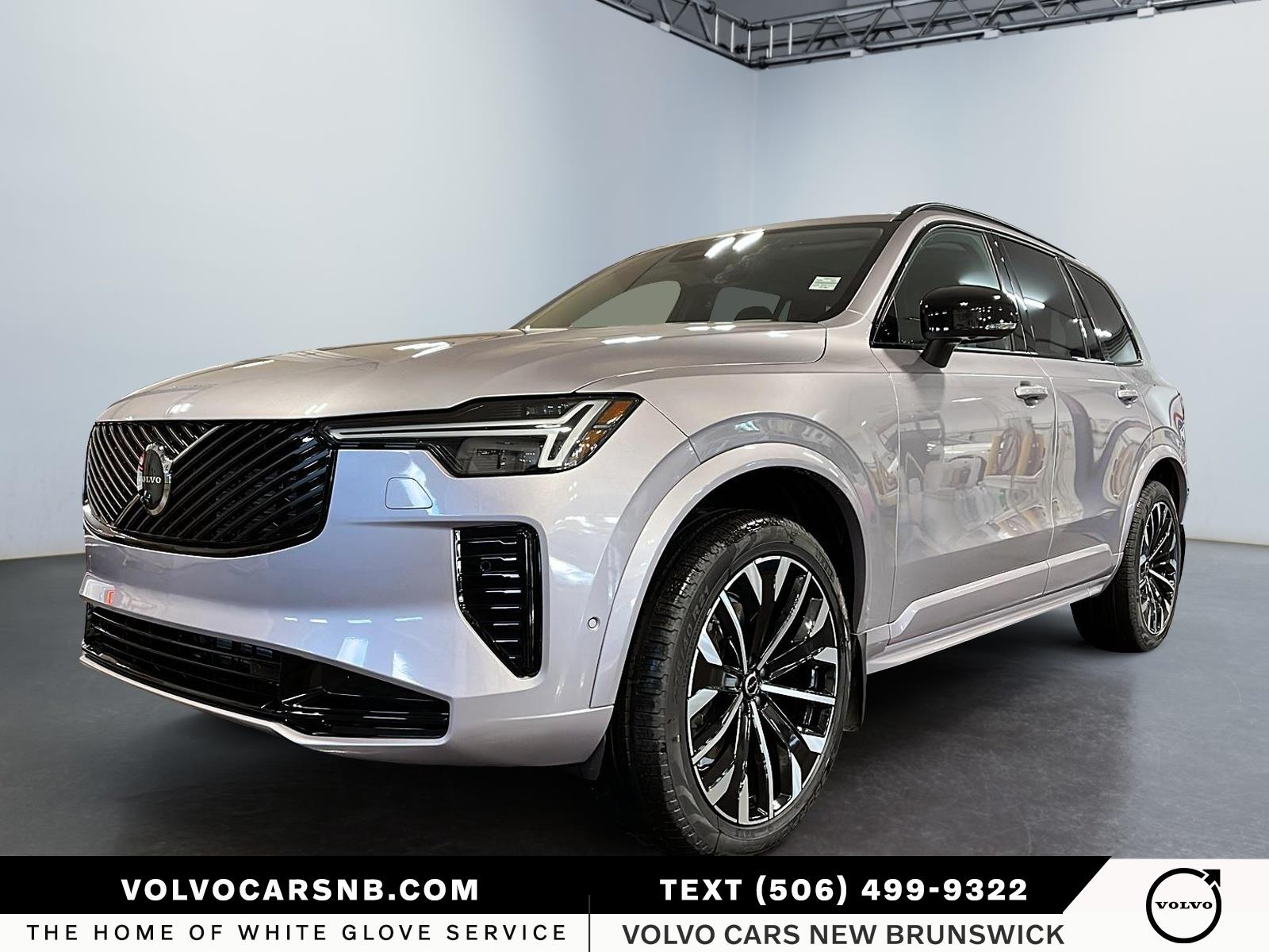 2026 Volvo XC90  B6 Ultra Bright Theme