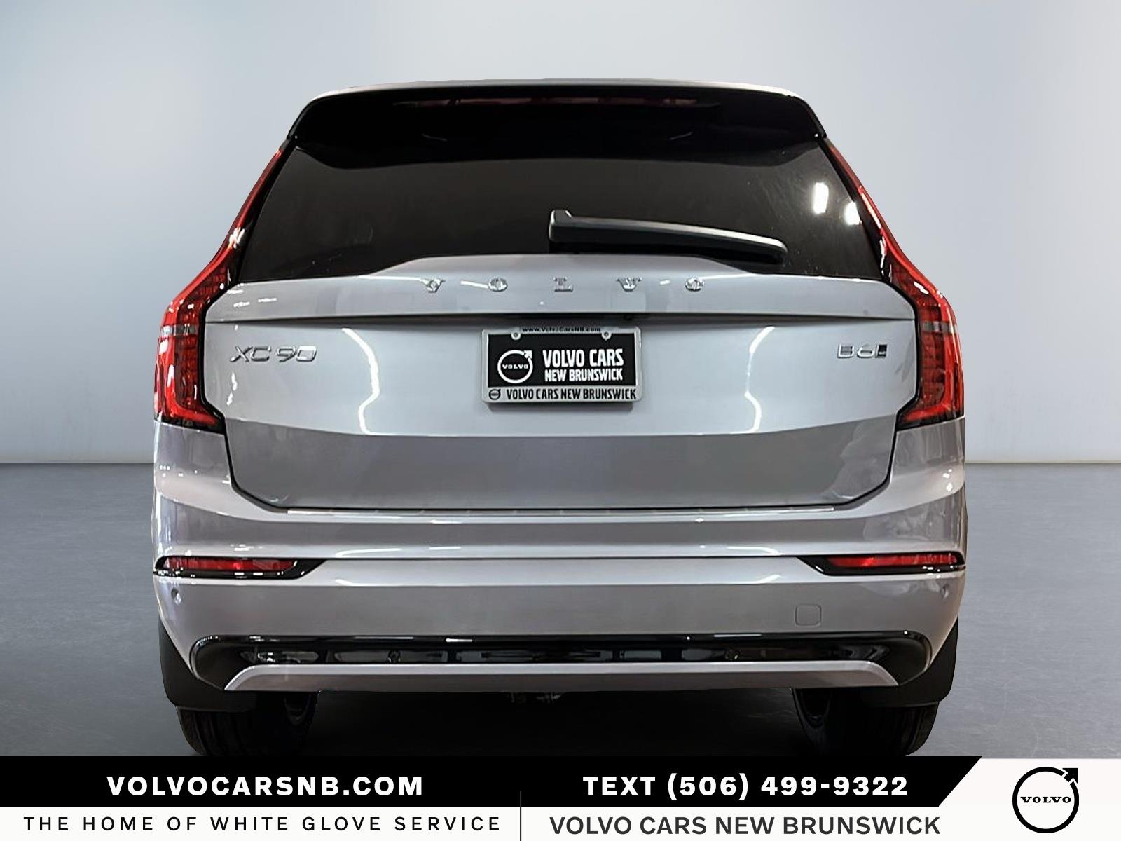 2026 Volvo XC90 B6 Ultra Bright Theme