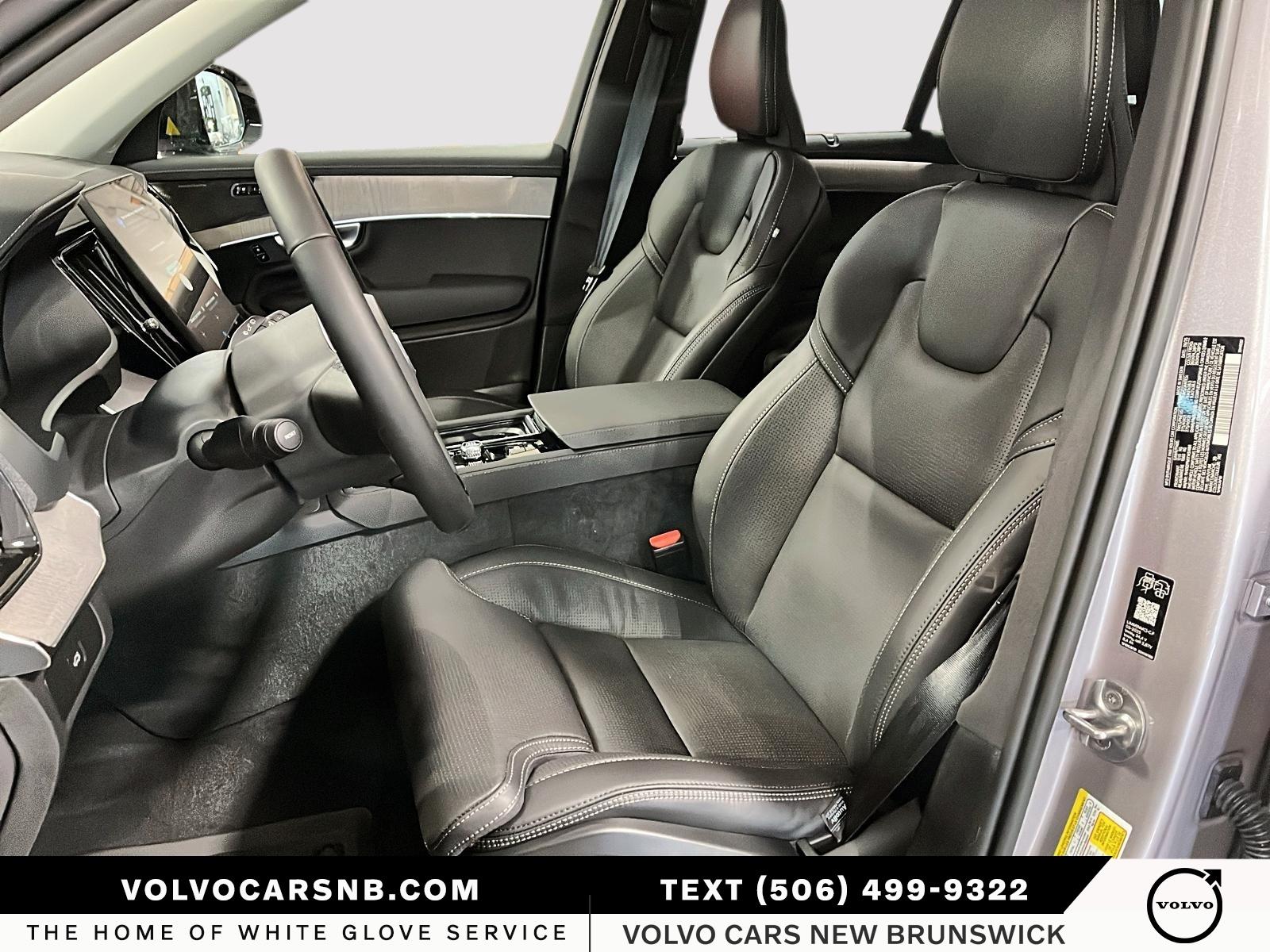 2026 Volvo XC90 B6 Ultra Bright Theme