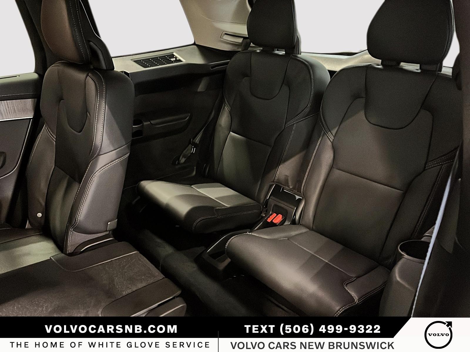 2026 Volvo XC90 B6 Ultra Bright Theme