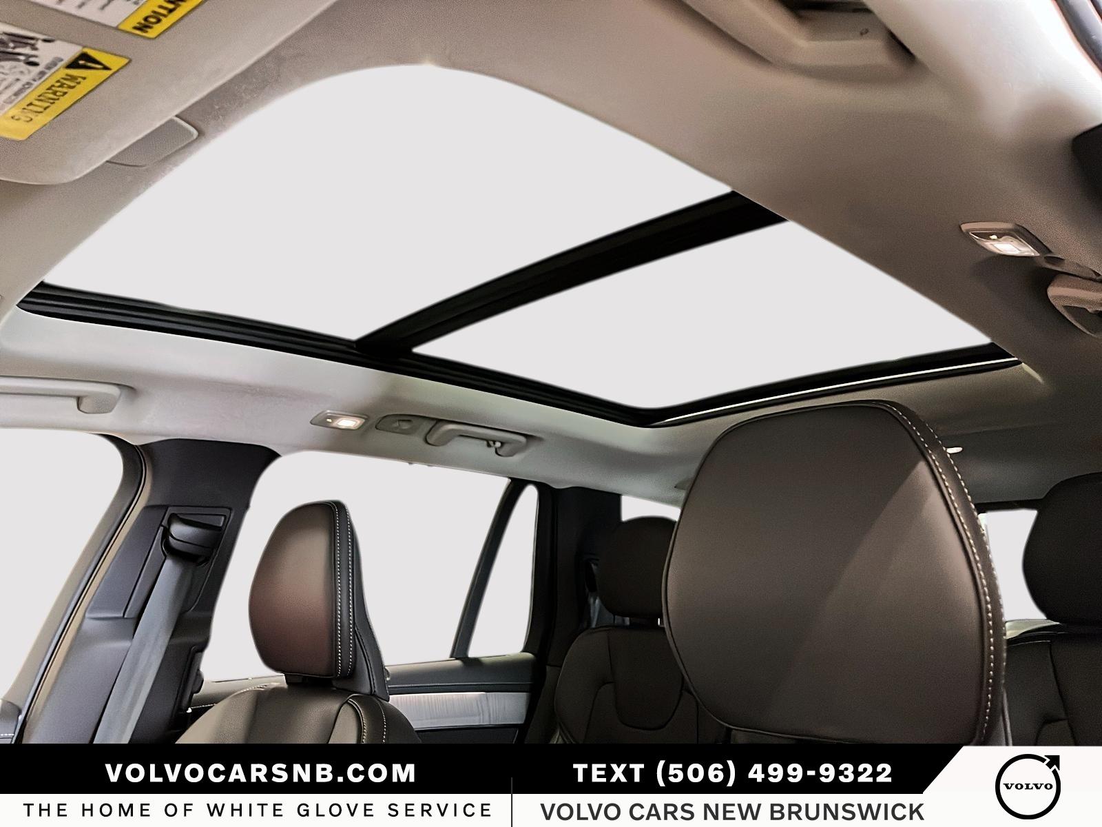 2026 Volvo XC90 B6 Ultra Bright Theme