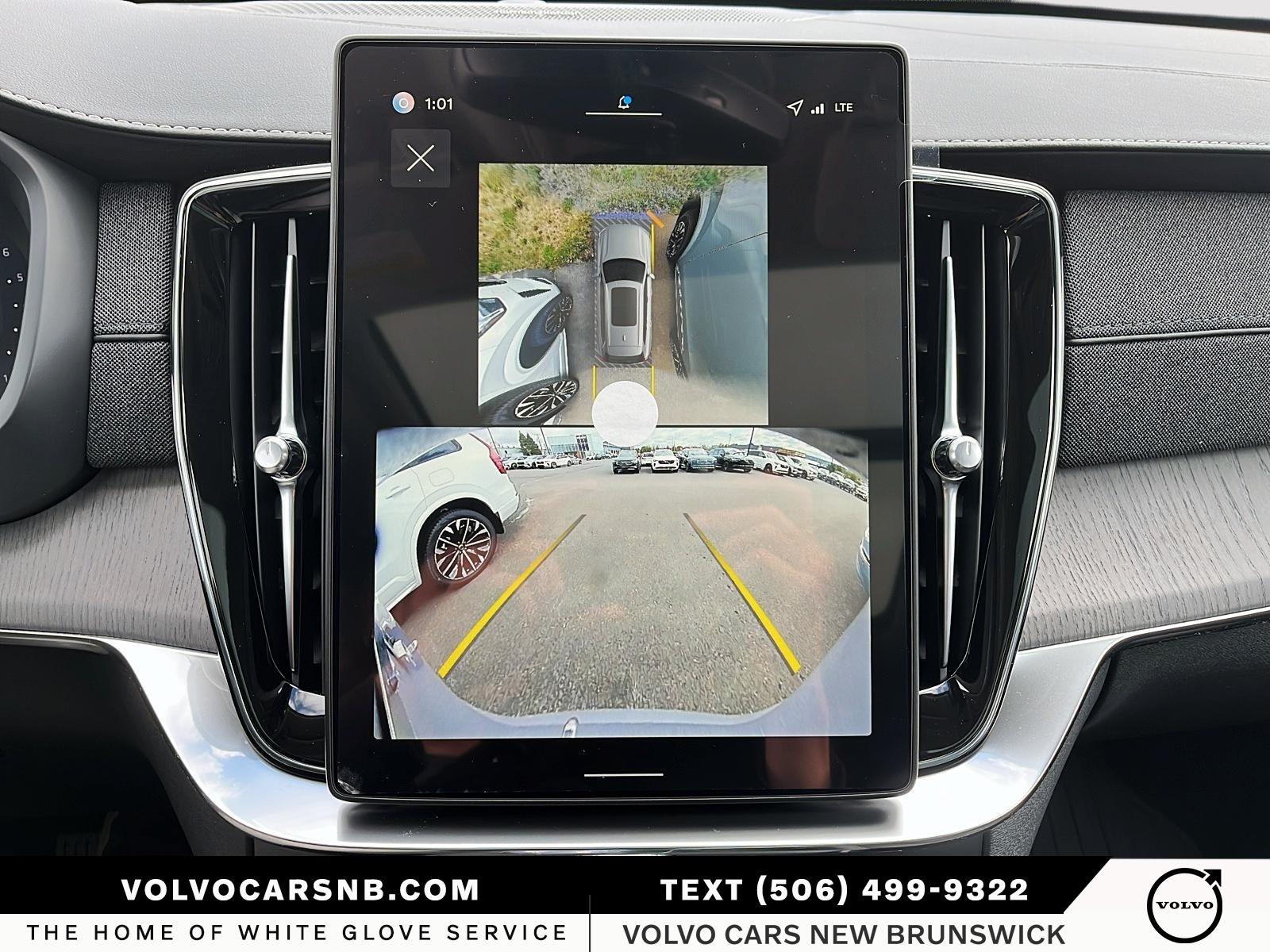 2026 Volvo XC90 B6 Ultra Bright Theme