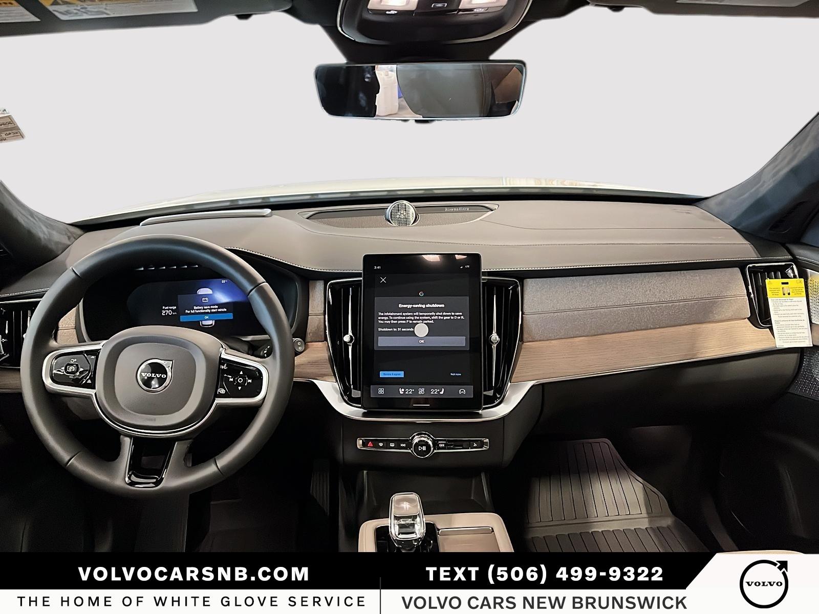 2026 Volvo XC90 B6 Ultra Bright Theme