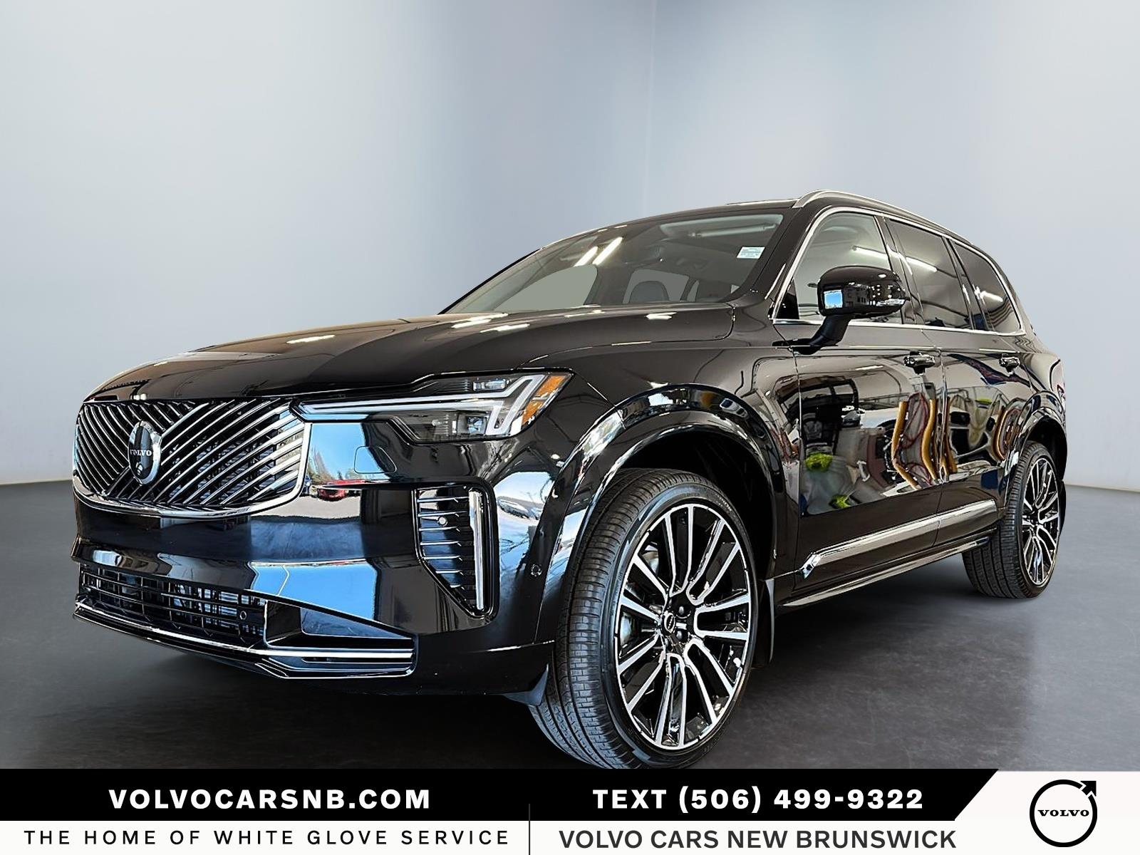 2026 Volvo XC90  B6 Ultra Bright Theme
