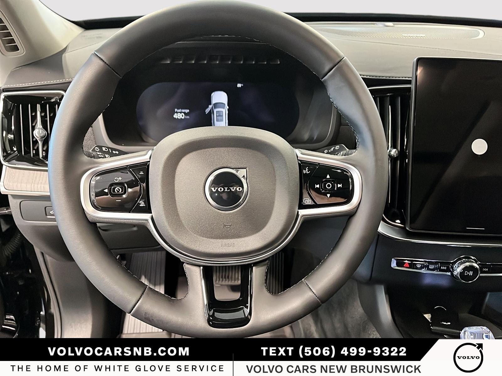 2026 Volvo XC90 B6 Ultra Bright Theme