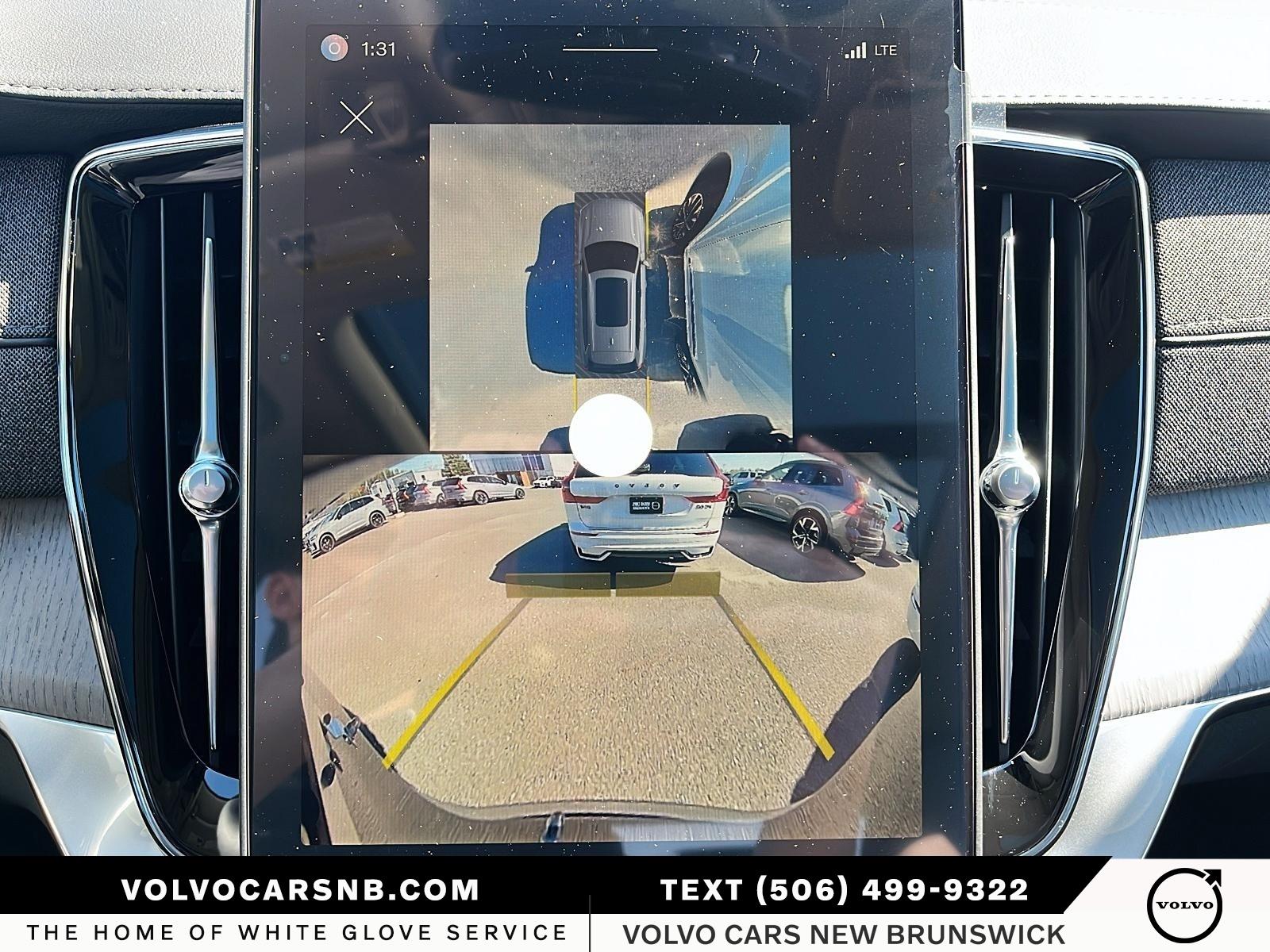 2026 Volvo XC90 B6 Ultra Bright Theme