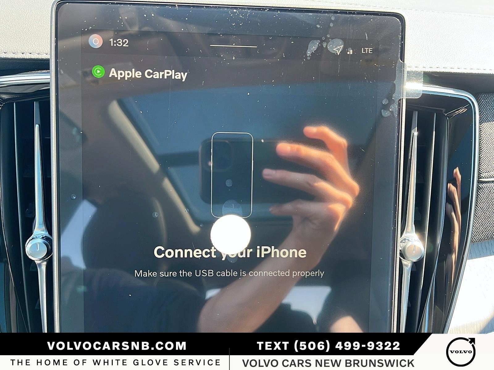 2026 Volvo XC90 B6 Ultra Bright Theme