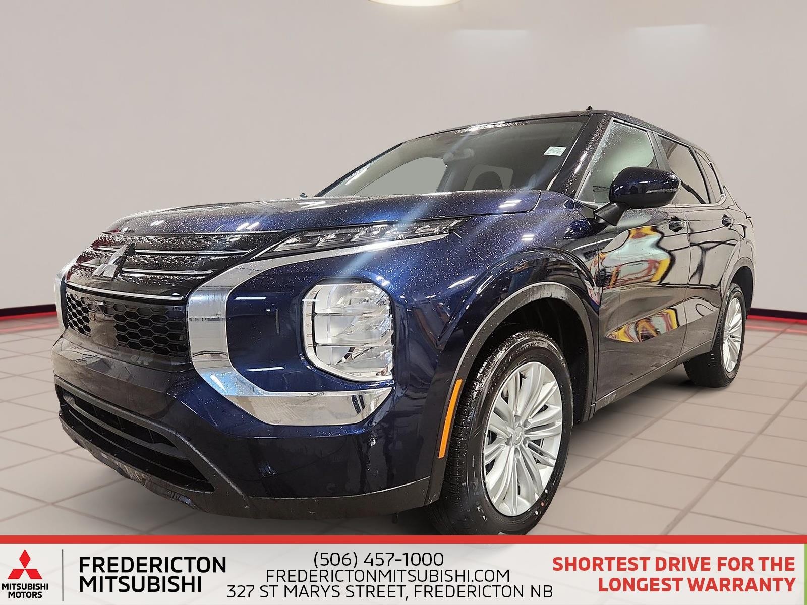 2024 Mitsubishi Outlander  ES