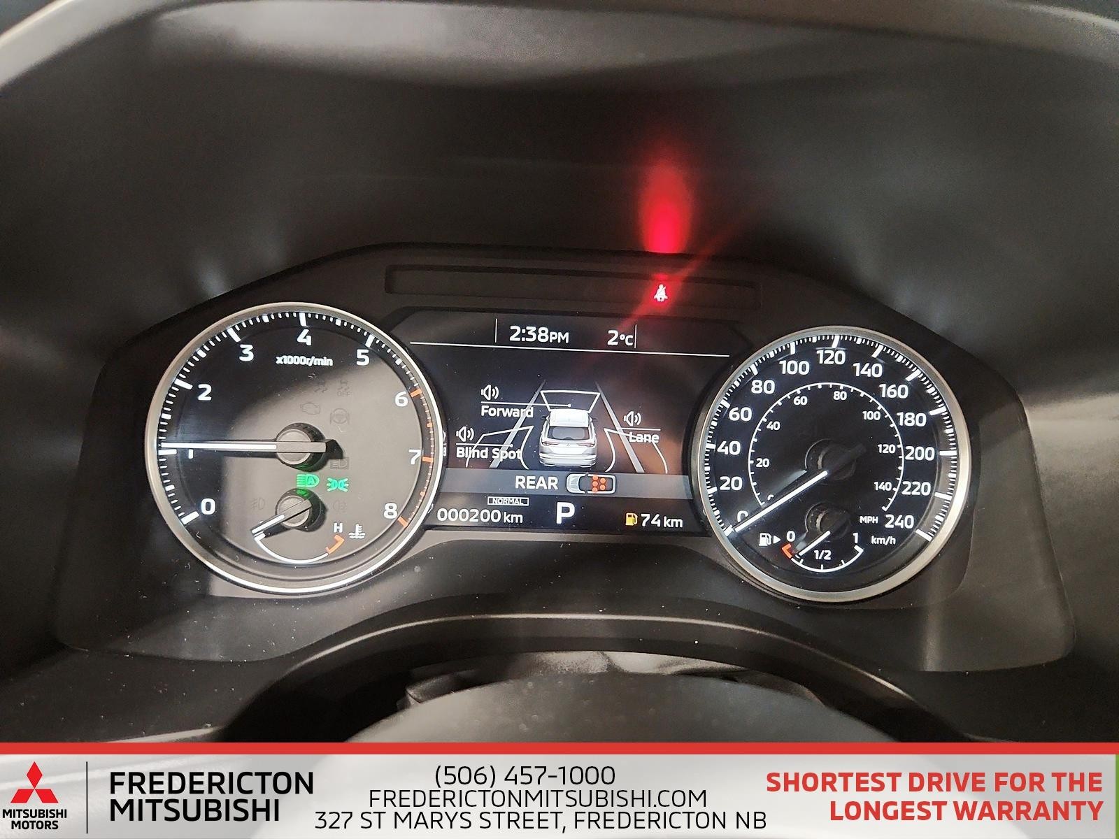 2024 Mitsubishi Outlander ES