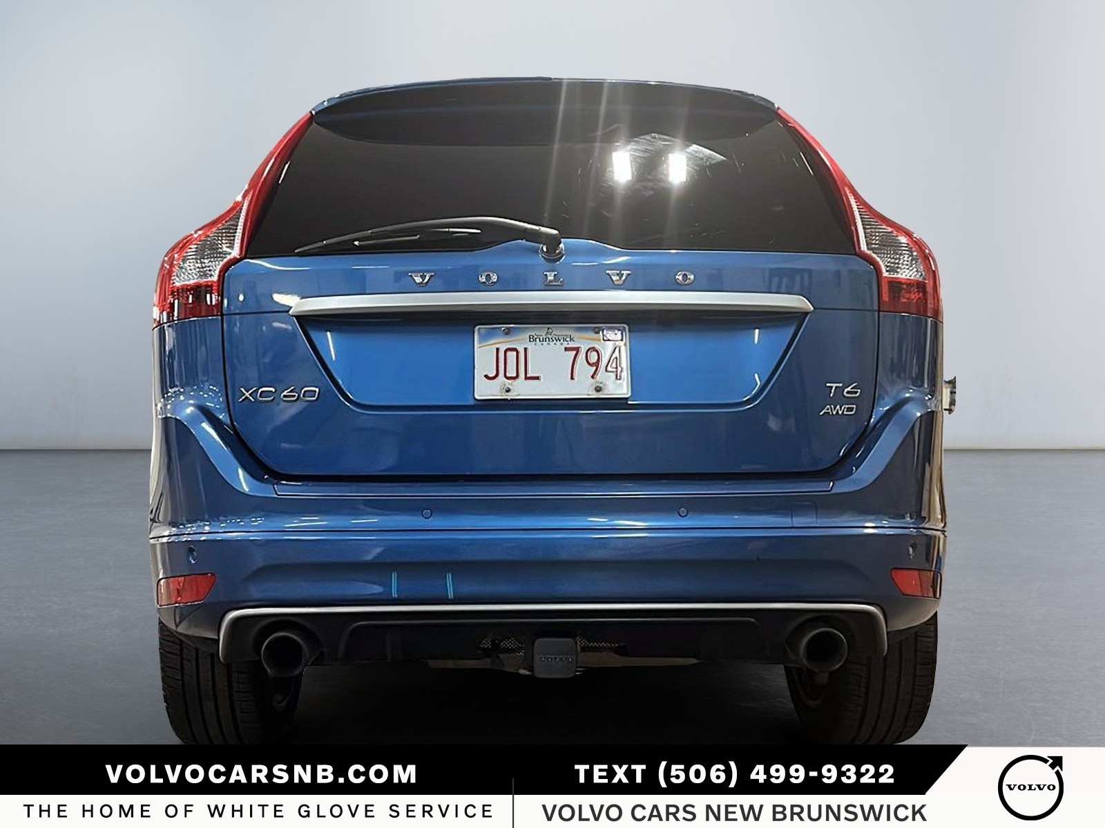 2017 Volvo XC60 T6 Drive-E R-Design