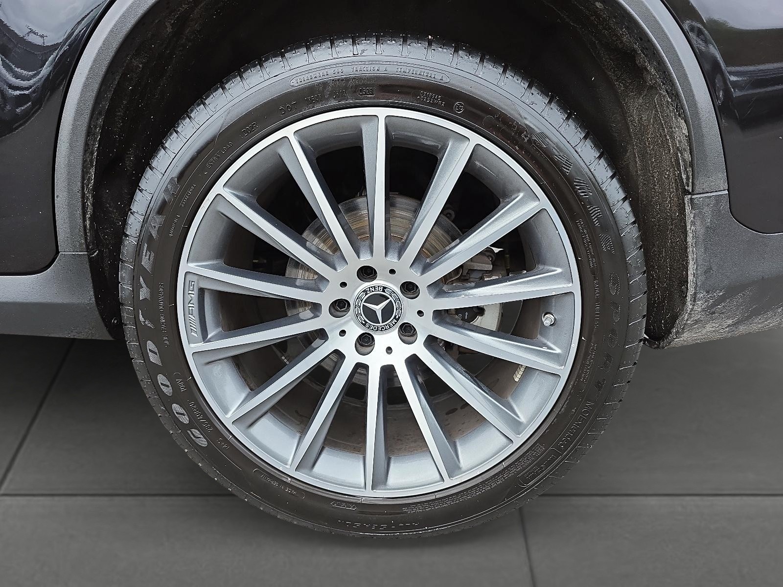 2023 Mercedes-Benz GLC 300 