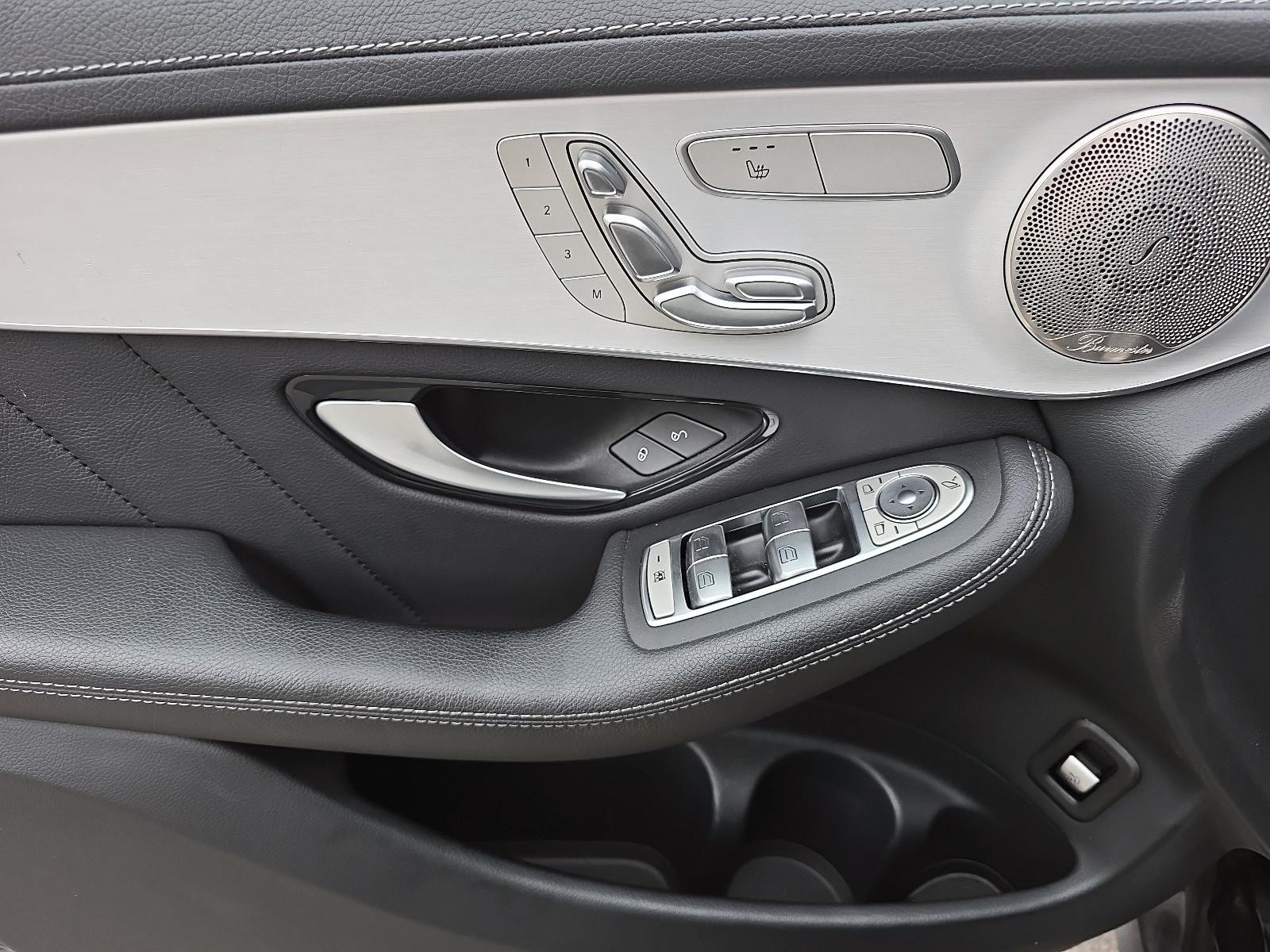 2023 Mercedes-Benz GLC 300 