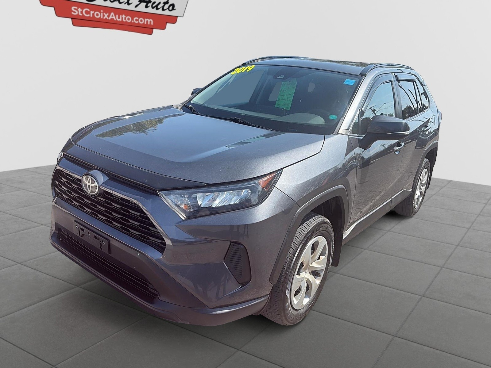 2019 Toyota RAV4 LE